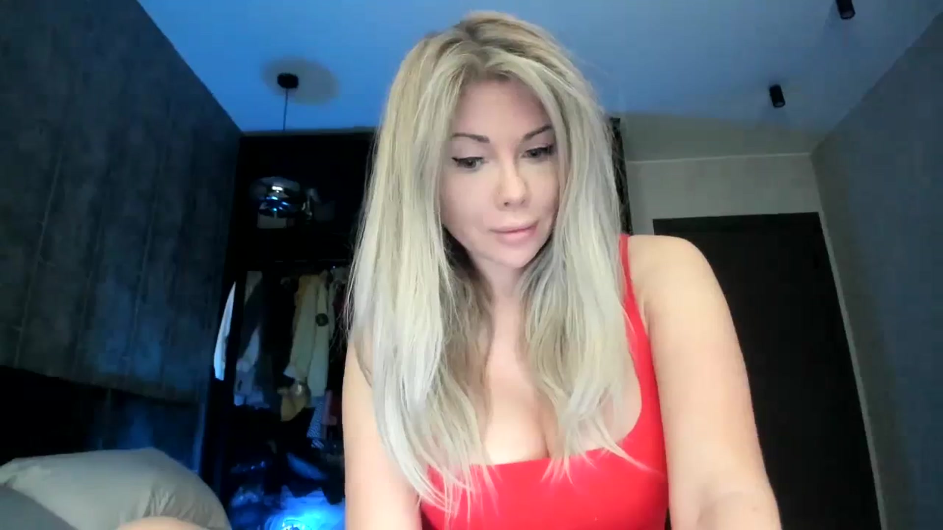 Gallery image thumbnail from Catch_me_'s myfreecams stream on, 10/07/2023, 06:54 image 4 of 20