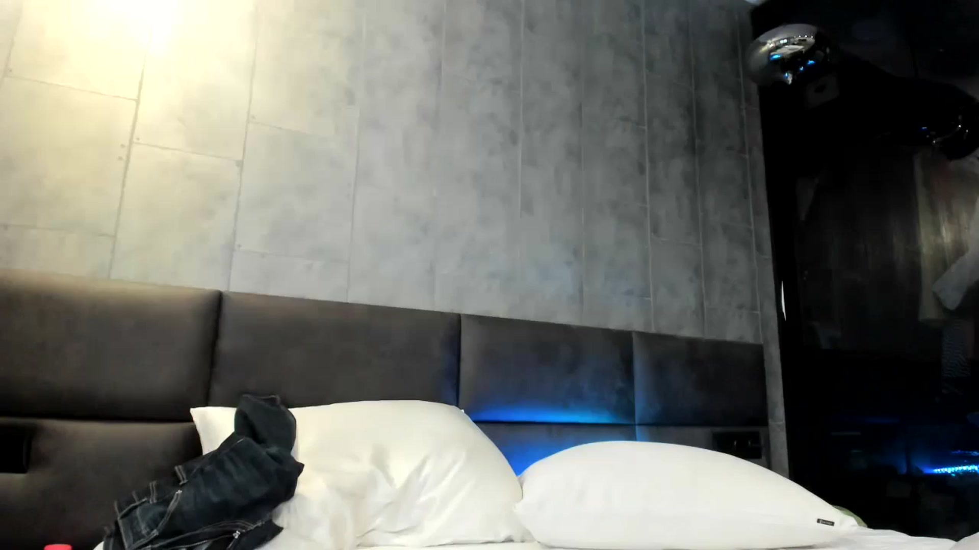 Gallery image thumbnail from Catch_me_'s myfreecams stream on, 11/12/2023, 12:16 image 8 of 20