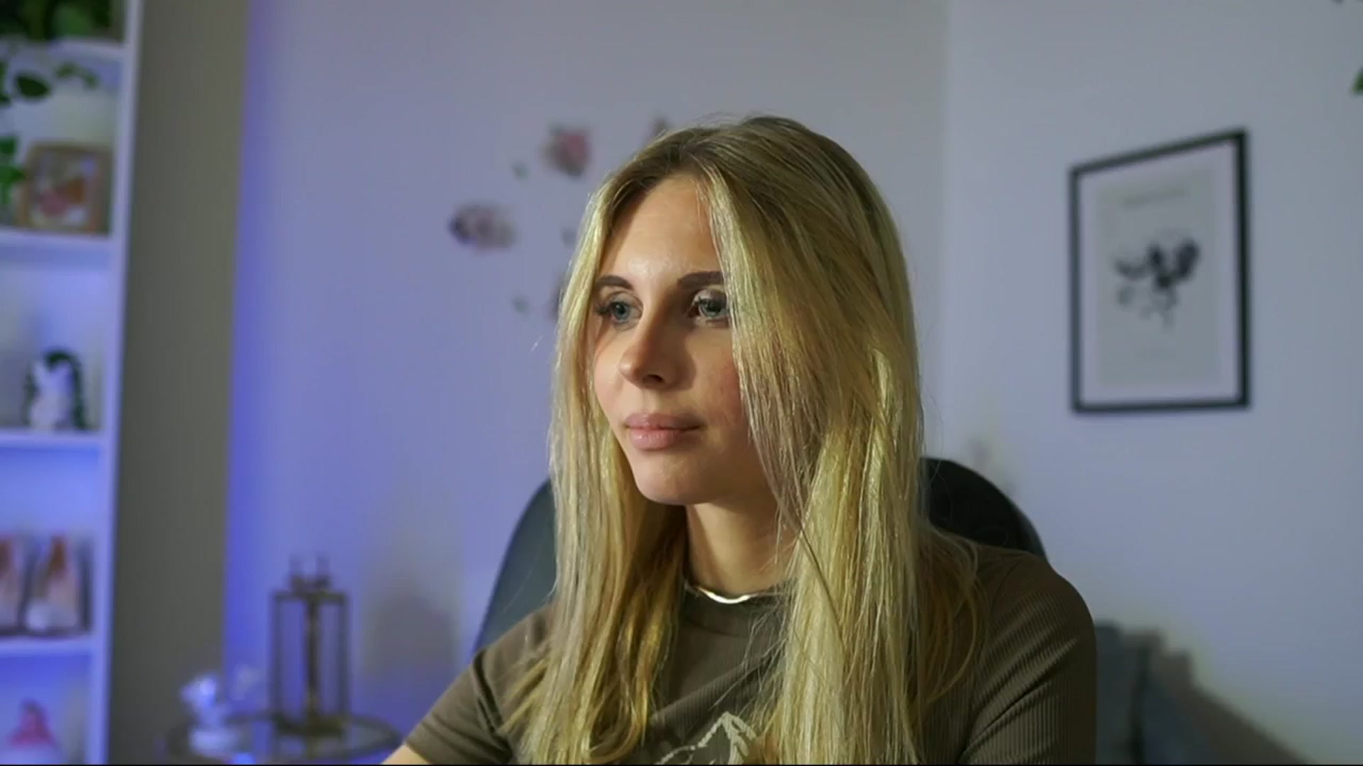 Gallery image thumbnail from Catecrago_'s myfreecams stream on, 02/13/2025, 16:22 image 19 of 20