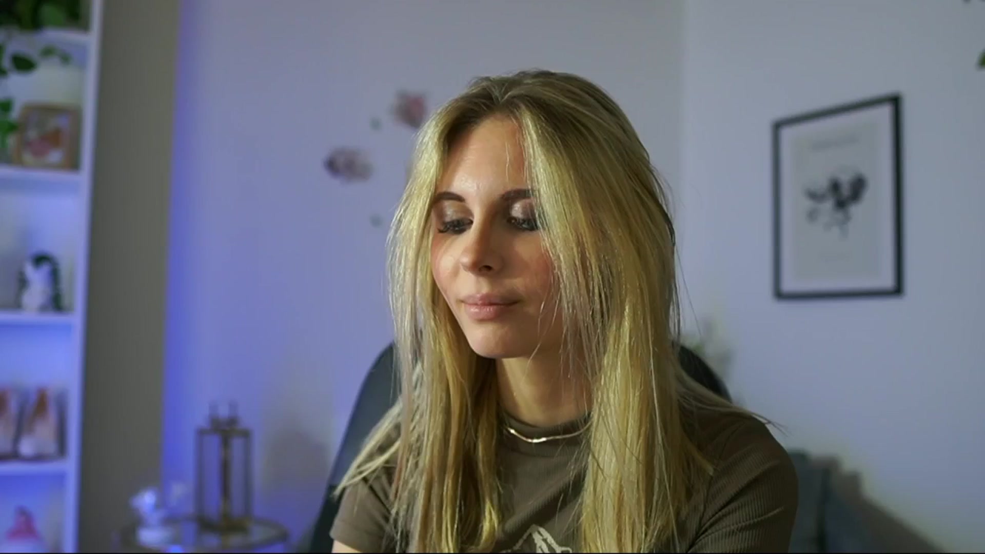 Gallery image thumbnail from Catecrago_'s myfreecams stream on, 02/13/2025, 18:05 image 20 of 20