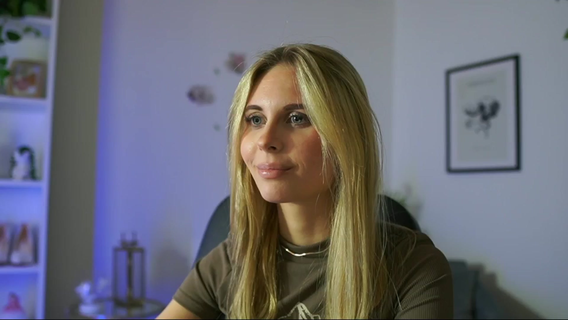 Gallery image thumbnail from Catecrago_'s myfreecams stream on, 02/13/2025, 18:05 image 18 of 20