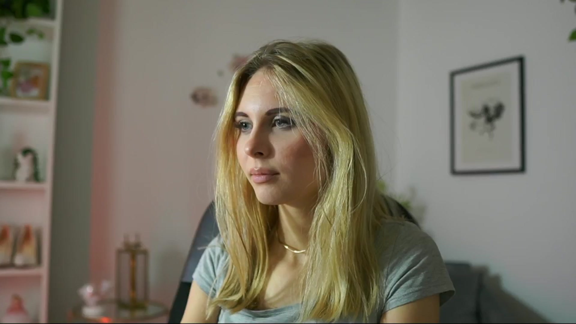 Gallery image thumbnail from Catecrago_'s myfreecams stream on, 02/14/2025, 09:53 image 17 of 20