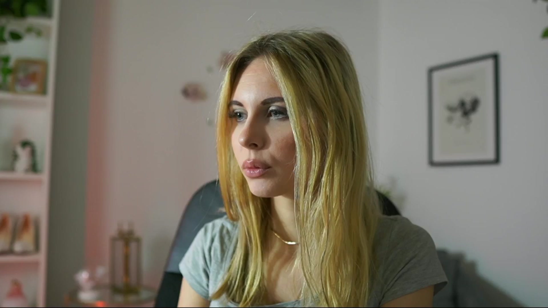 Gallery image thumbnail from Catecrago_'s myfreecams stream on, 02/14/2025, 09:53 image 6 of 20
