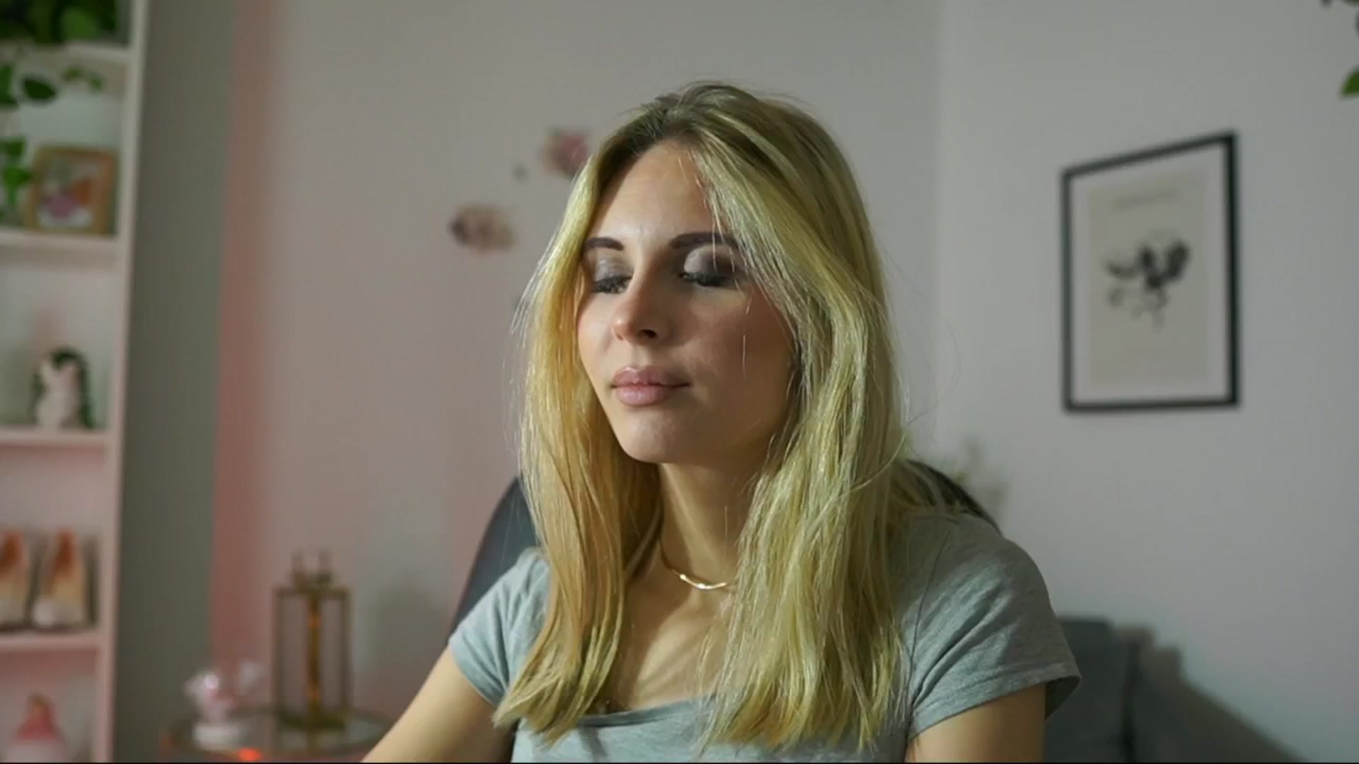 Gallery image thumbnail from Catecrago_'s myfreecams stream on, 02/14/2025, 09:53 image 15 of 20