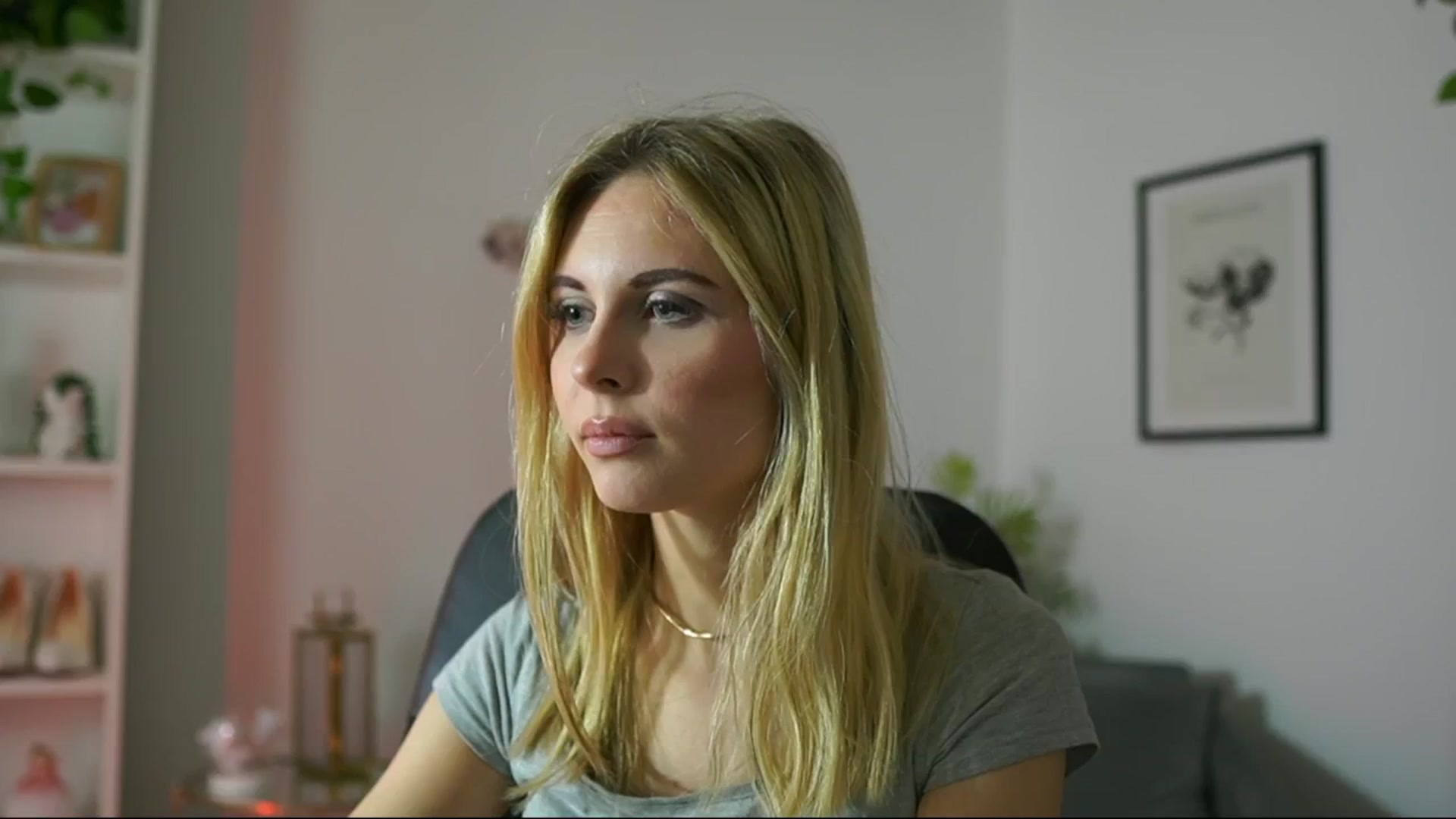 Gallery image thumbnail from Catecrago_'s myfreecams stream on, 02/14/2025, 09:53 image 2 of 20