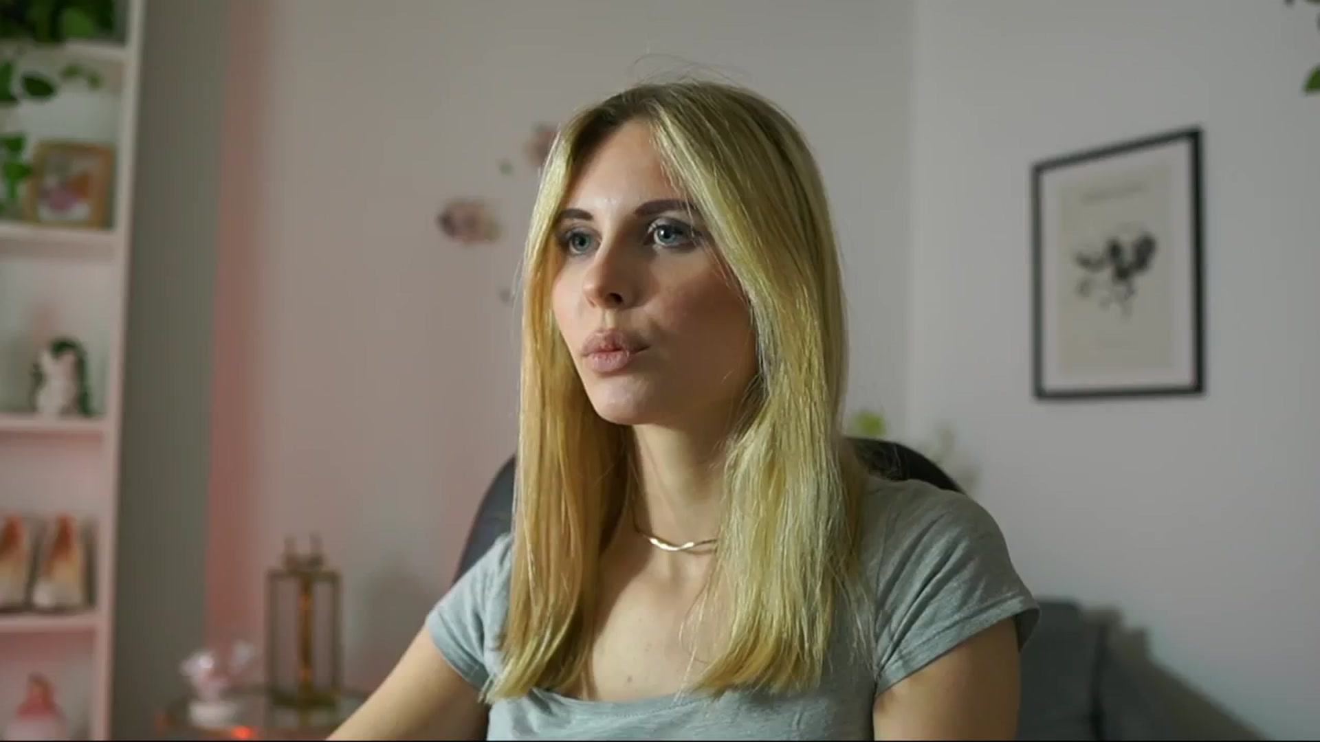 Gallery image thumbnail from Catecrago_'s myfreecams stream on, 02/14/2025, 11:44 image 13 of 20