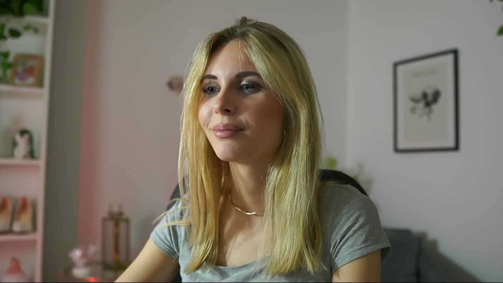 Gallery image thumbnail from Catecrago_'s myfreecams stream on, 02/14/2025, 12:25 image 2 of 20