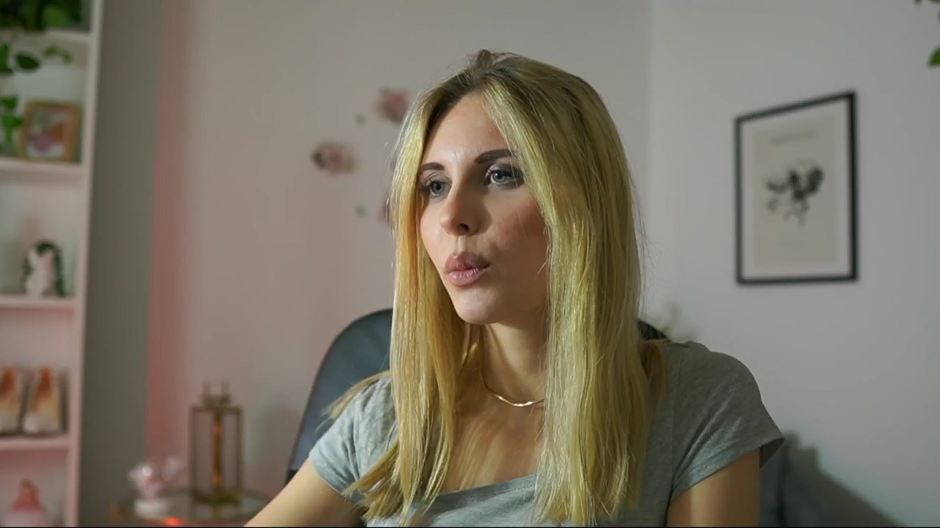 Gallery image thumbnail from Catecrago_'s myfreecams stream on, 02/14/2025, 12:25 image 20 of 20