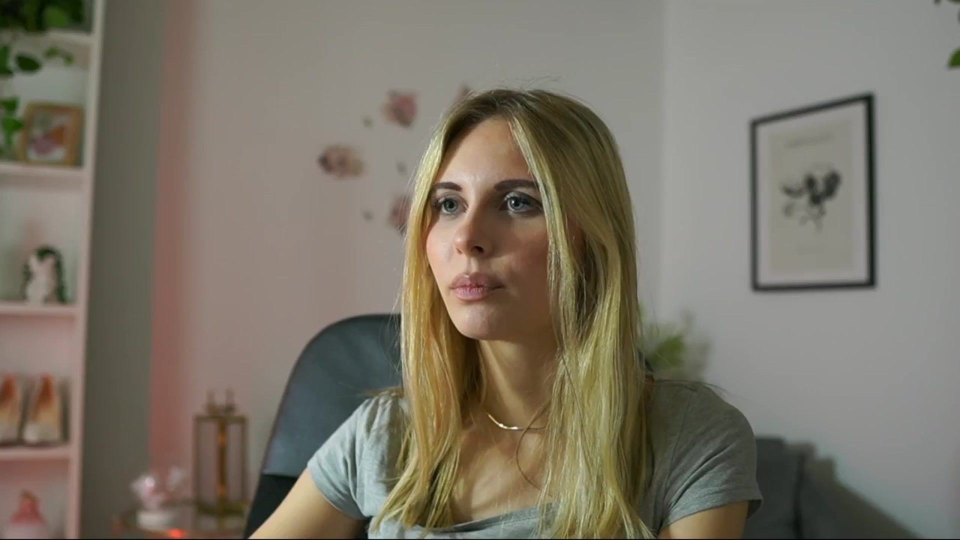 Gallery image thumbnail from Catecrago_'s myfreecams stream on, 02/14/2025, 13:36 image 6 of 20