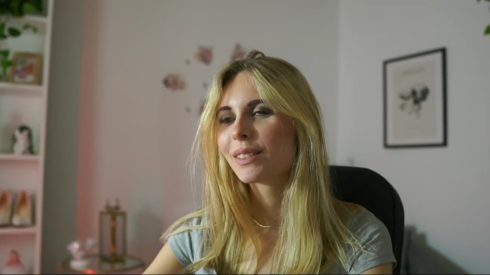 Gallery image thumbnail from Catecrago_'s myfreecams stream on, 02/14/2025, 13:36 image 15 of 20