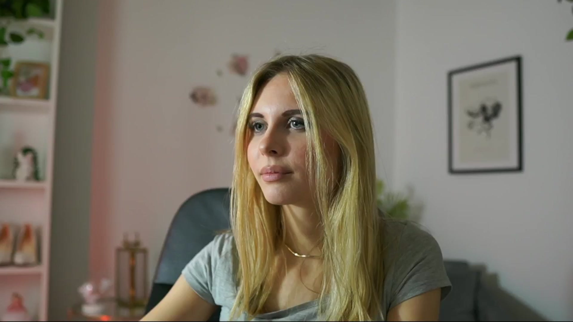 Gallery image thumbnail from Catecrago_'s myfreecams stream on, 02/14/2025, 13:36 image 7 of 20