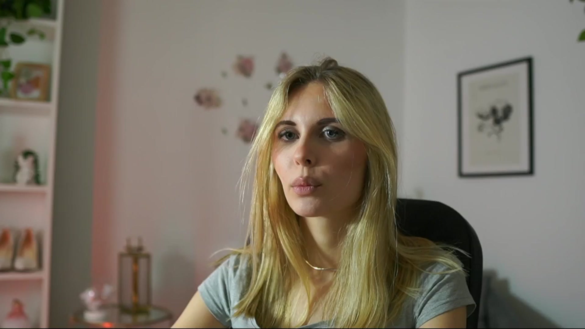 Gallery image thumbnail from Catecrago_'s myfreecams stream on, 02/14/2025, 13:36 image 14 of 20