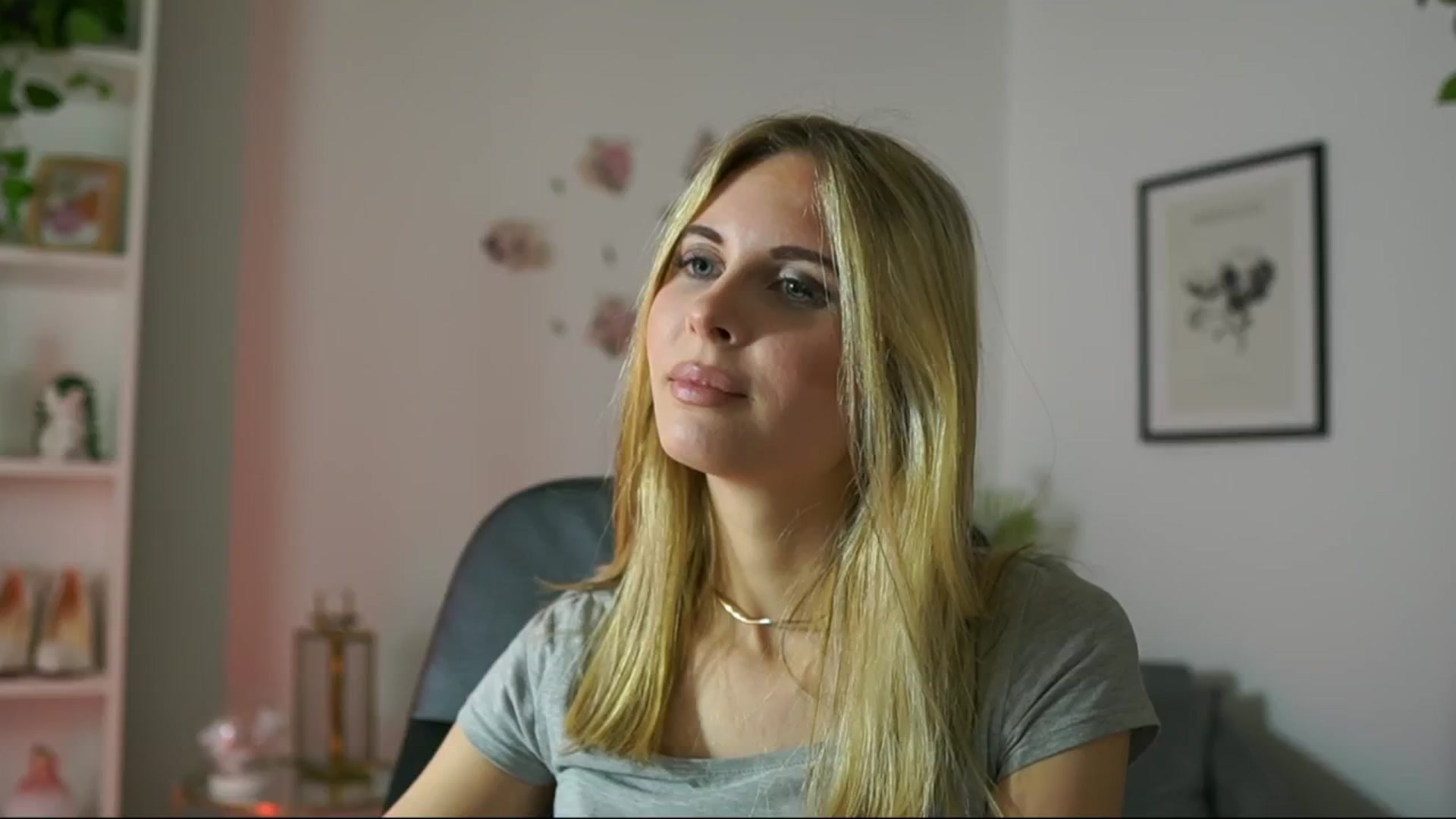 Gallery image thumbnail from Catecrago_'s myfreecams stream on, 02/14/2025, 13:36 image 4 of 20