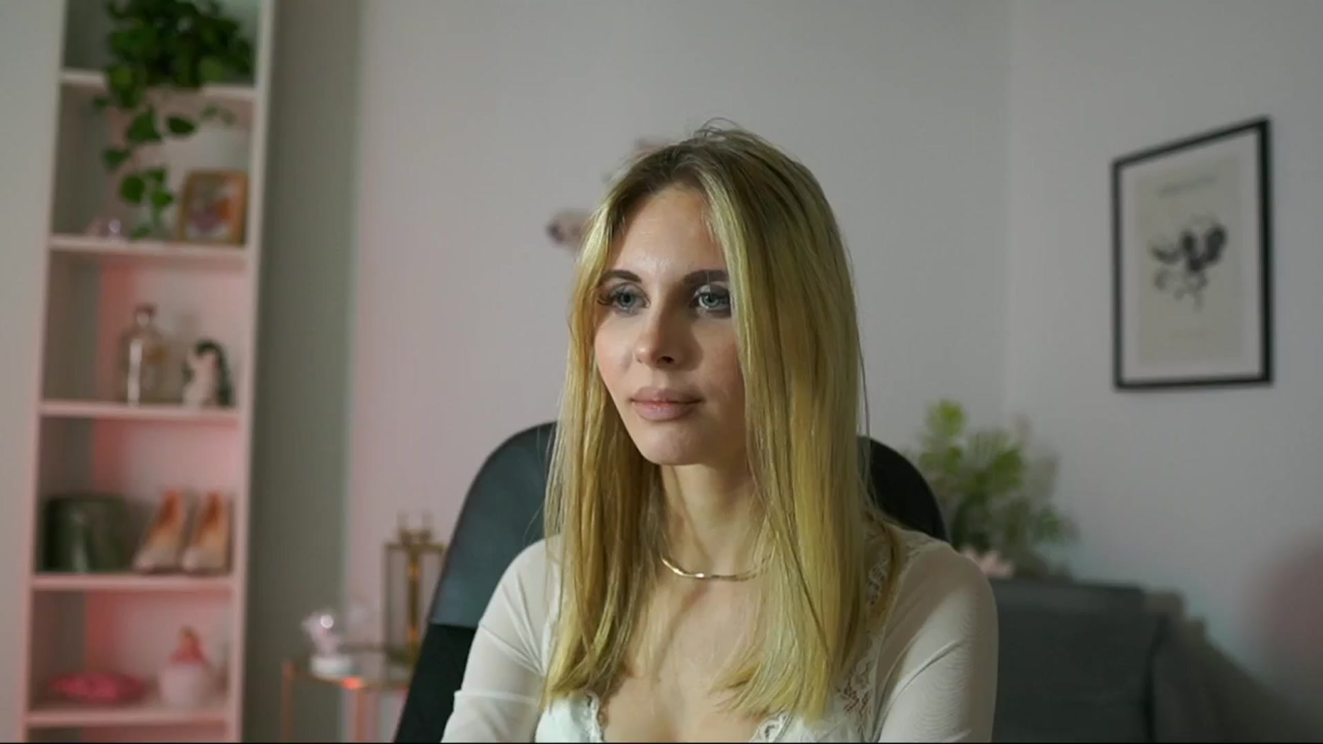 Gallery image thumbnail from Catecrago_'s myfreecams stream on, 02/17/2025, 11:55 image 20 of 20