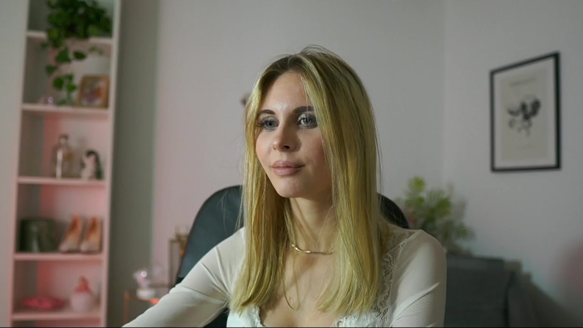 Gallery image thumbnail from Catecrago_'s myfreecams stream on, 02/17/2025, 11:55 image 14 of 20