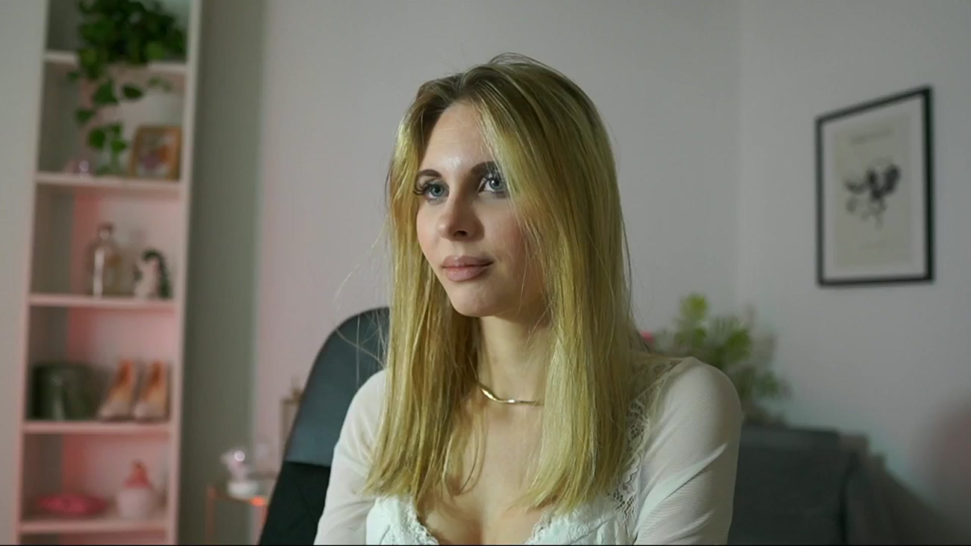 Gallery image thumbnail from Catecrago_'s myfreecams stream on, 02/17/2025, 11:55 image 2 of 20