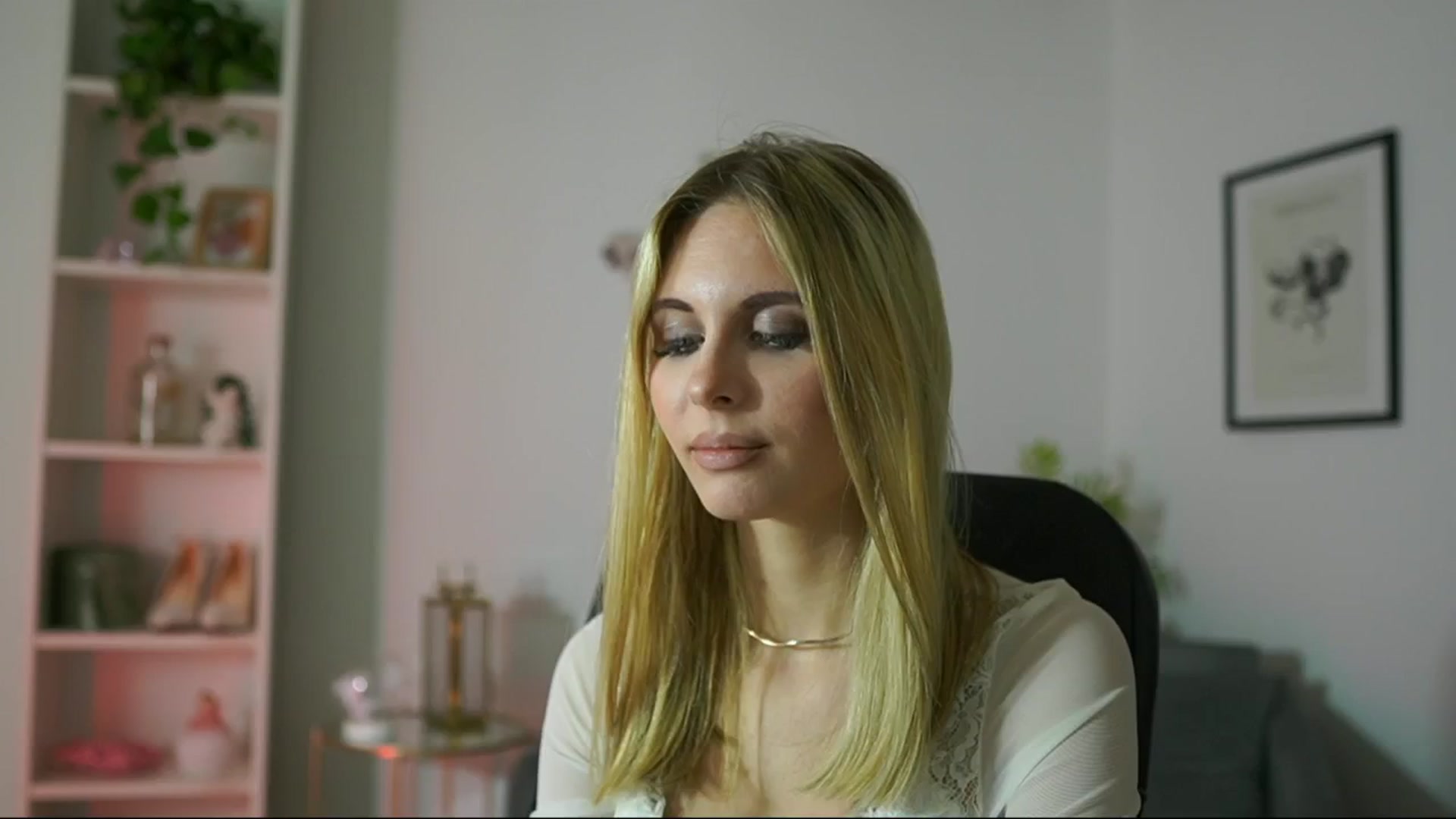 Gallery image thumbnail from Catecrago_'s myfreecams stream on, 02/17/2025, 12:33 image 14 of 20
