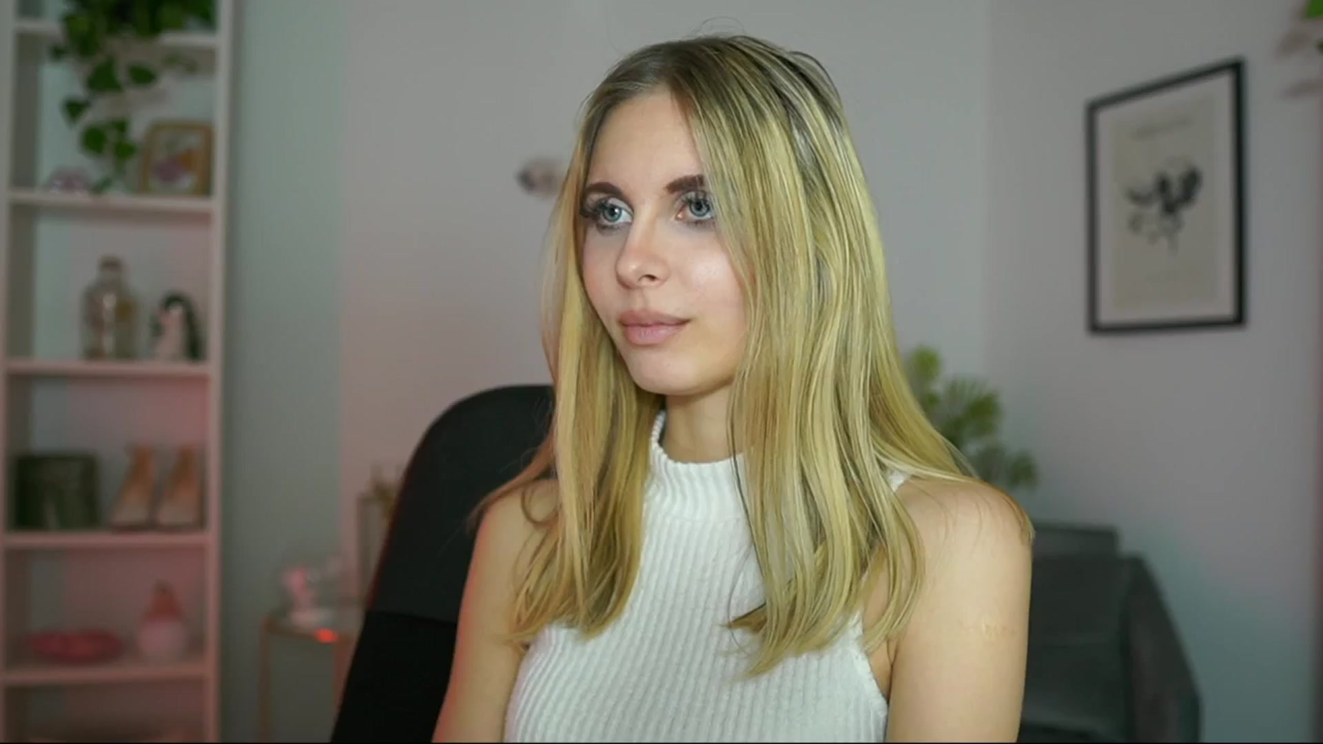 Gallery image thumbnail from Catecrago_'s myfreecams stream on, 02/18/2025, 15:32 image 15 of 20
