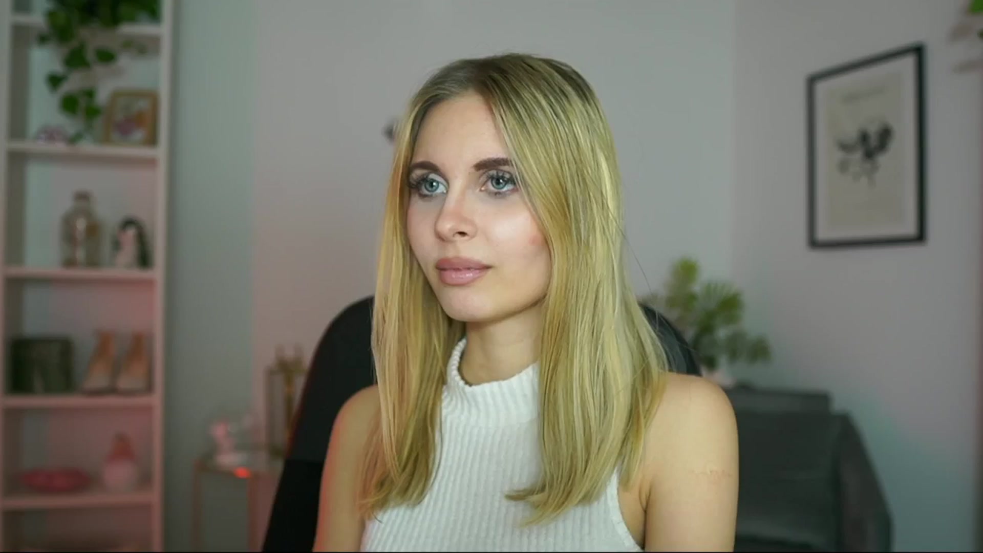Gallery image thumbnail from Catecrago_'s myfreecams stream on, 02/18/2025, 17:19 image 3 of 20