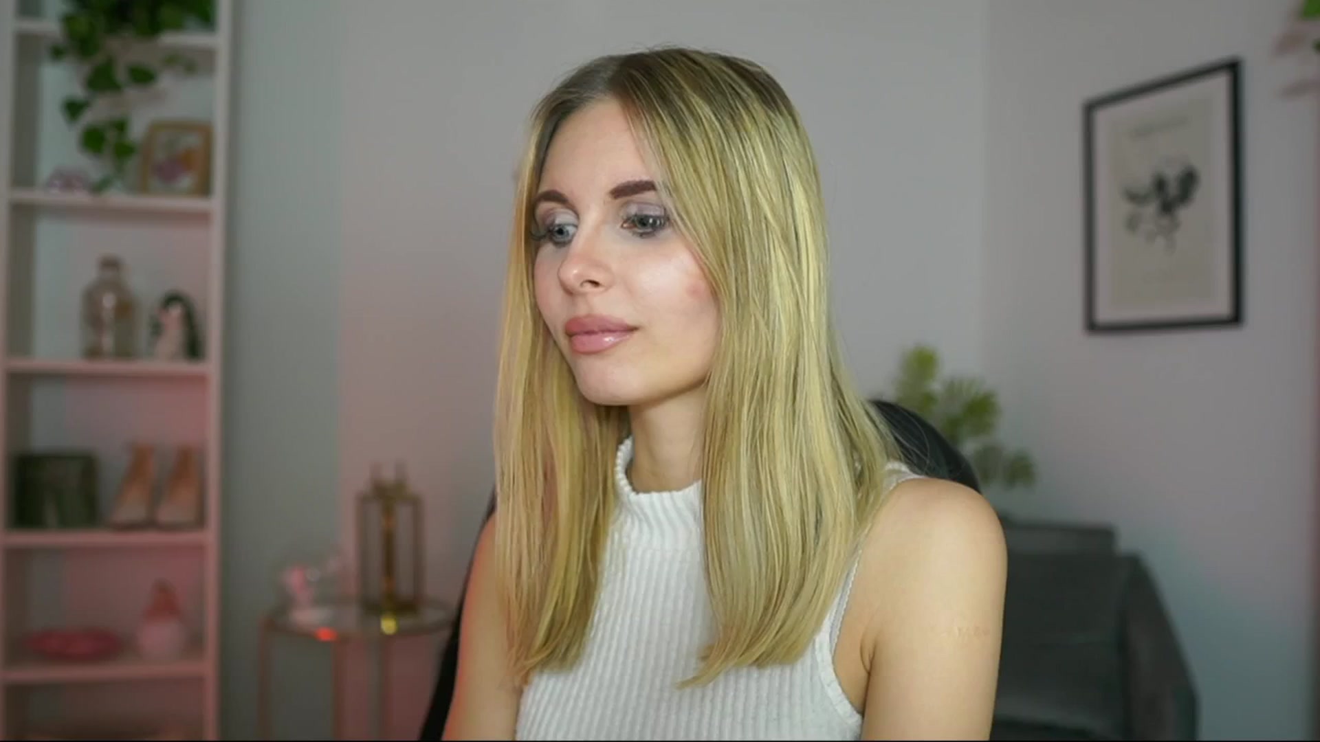 Gallery image thumbnail from Catecrago_'s myfreecams stream on, 02/18/2025, 17:19 image 7 of 20