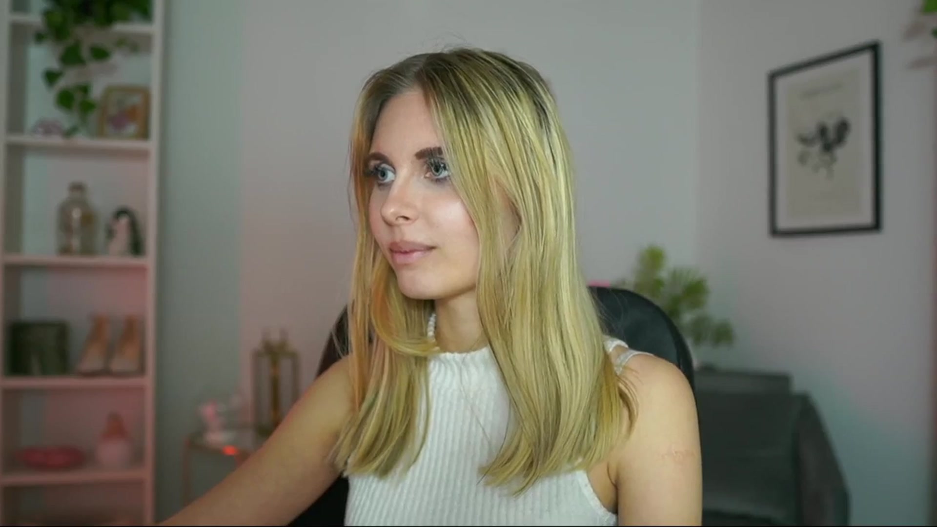 Gallery image thumbnail from Catecrago_'s myfreecams stream on, 02/18/2025, 18:50 image 4 of 20