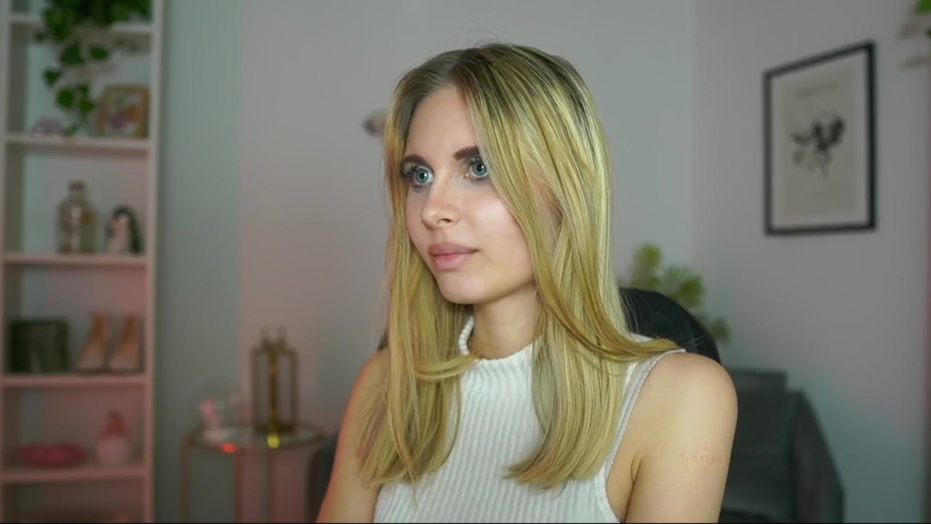 Gallery image thumbnail from Catecrago_'s myfreecams stream on, 02/18/2025, 18:50 image 9 of 20