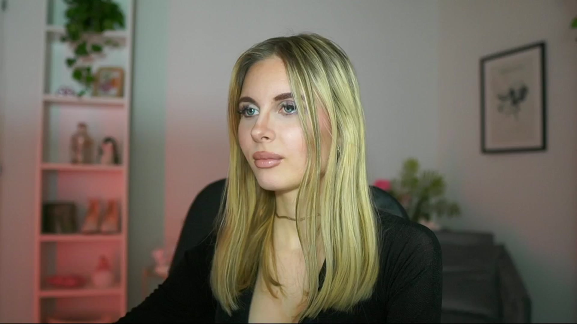 Gallery image thumbnail from Catecrago_'s myfreecams stream on, 02/20/2025, 14:35 image 18 of 20