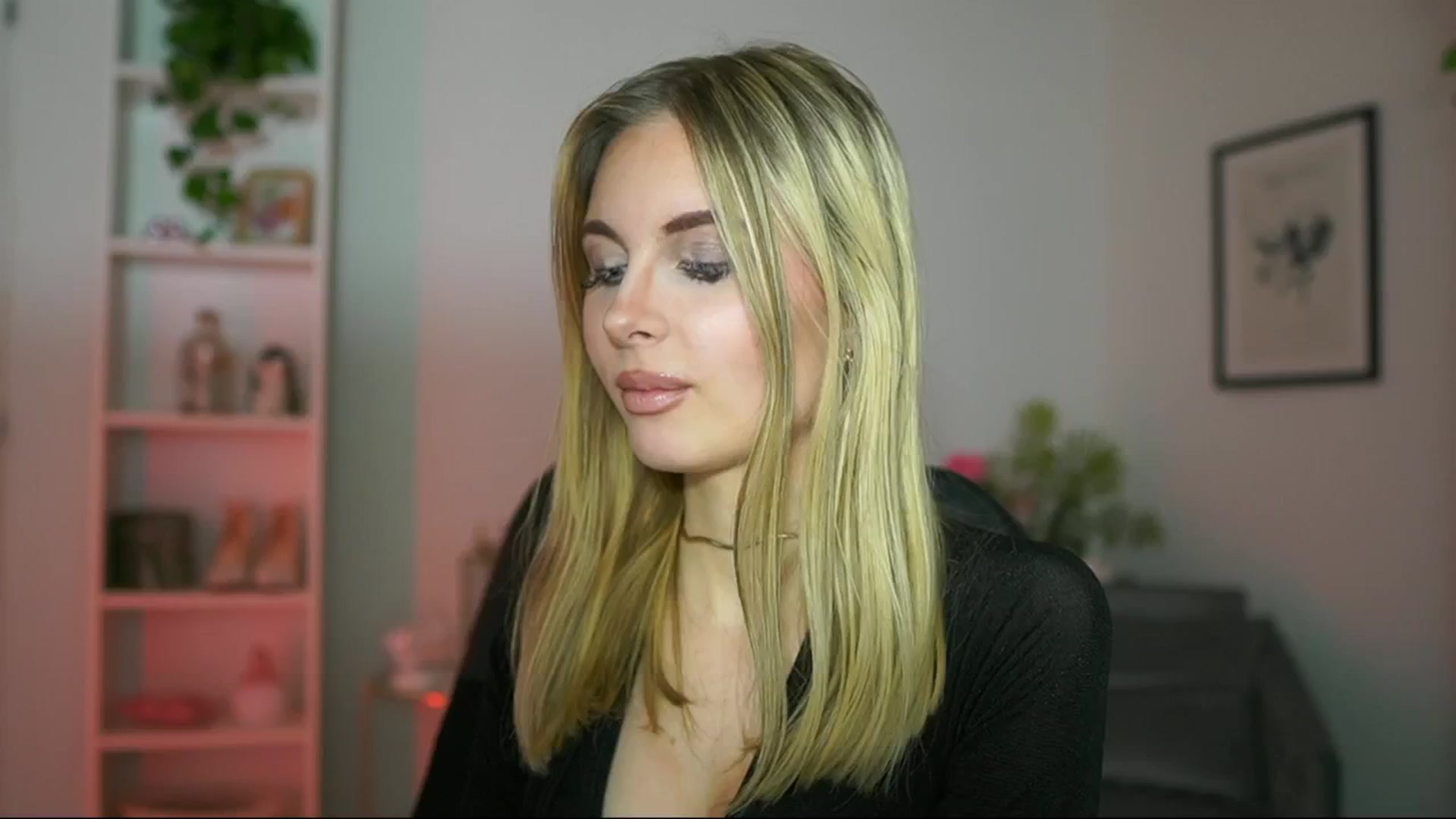 Gallery image thumbnail from Catecrago_'s myfreecams stream on, 02/20/2025, 14:35 image 4 of 20