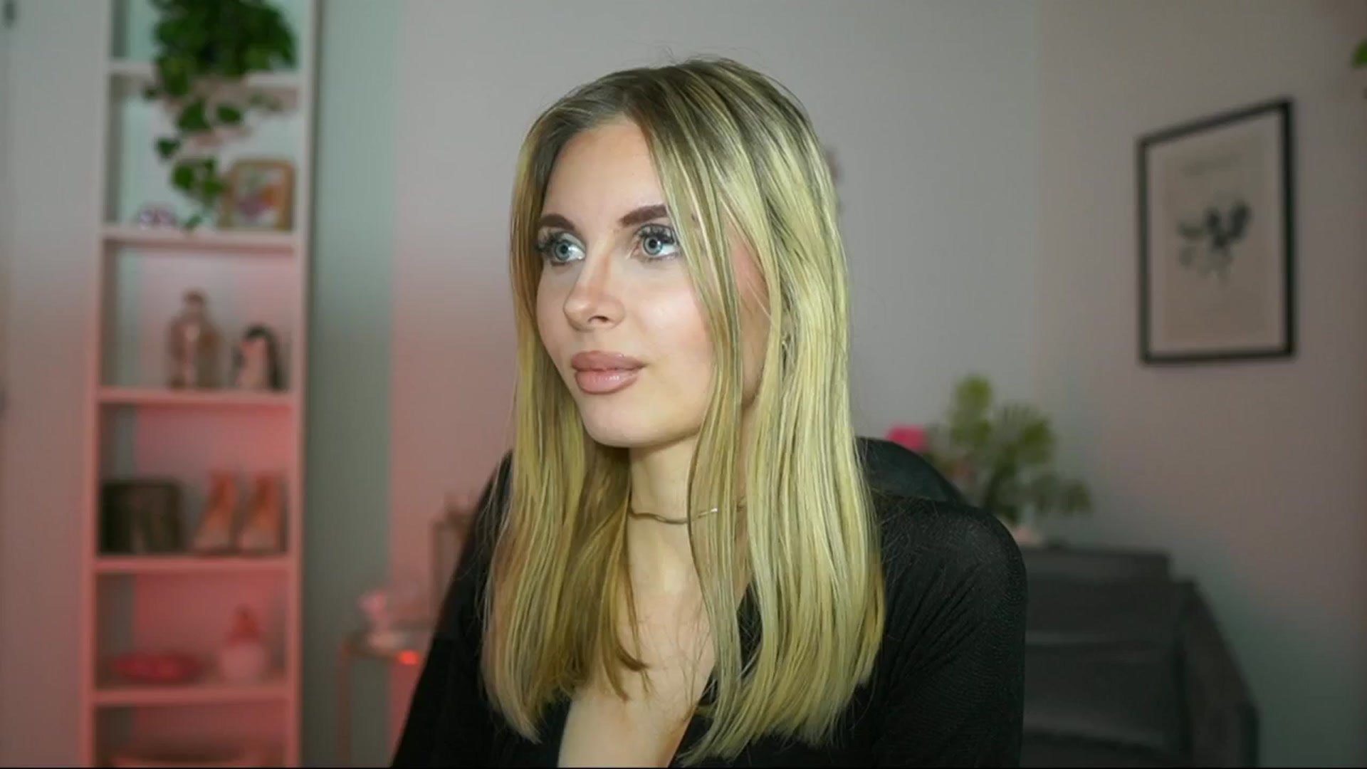 Gallery image thumbnail from Catecrago_'s myfreecams stream on, 02/20/2025, 14:35 image 11 of 20