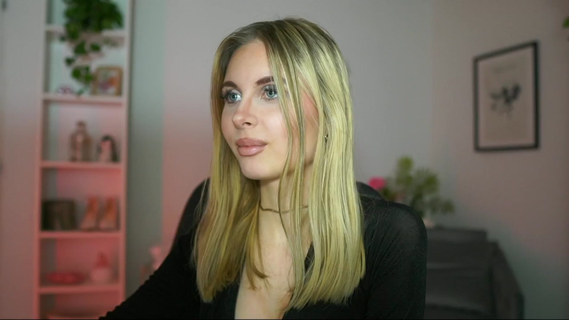 Gallery image thumbnail from Catecrago_'s myfreecams stream on, 02/20/2025, 14:35 image 3 of 20