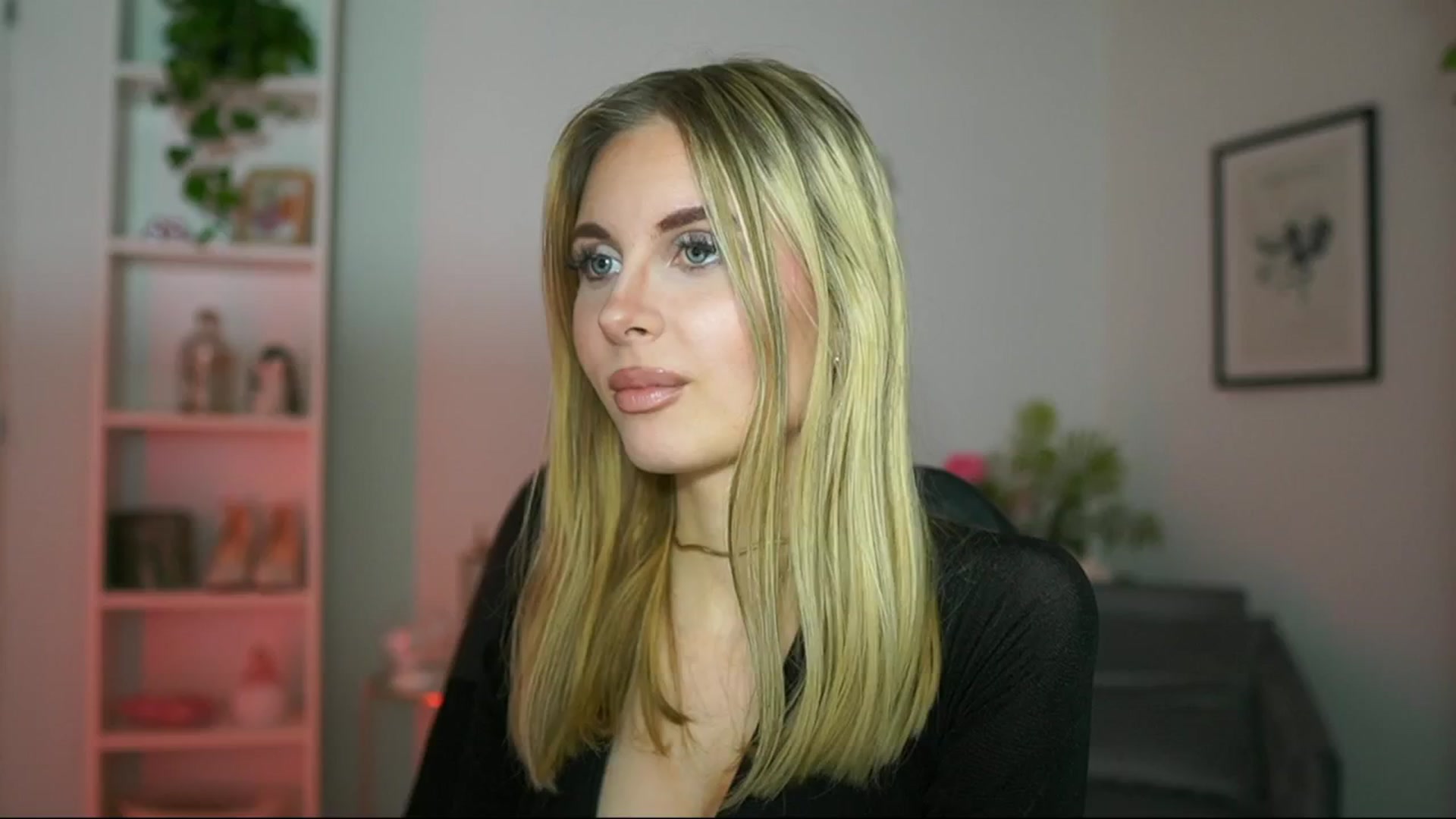 Gallery image thumbnail from Catecrago_'s myfreecams stream on, 02/20/2025, 14:35 image 8 of 20