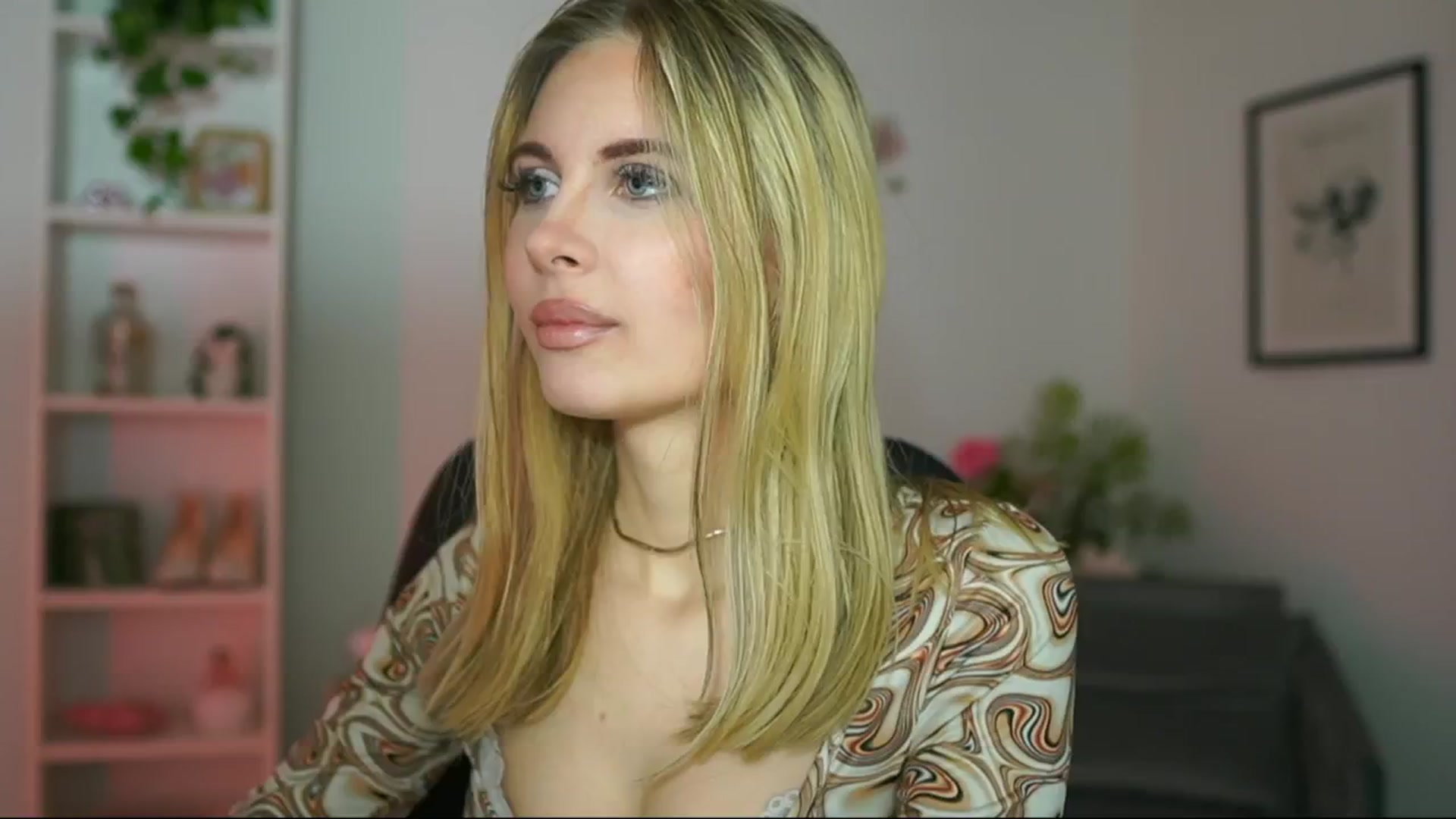 Gallery image thumbnail from Catecrago_'s myfreecams stream on, 02/21/2025, 09:43 image 1 of 20