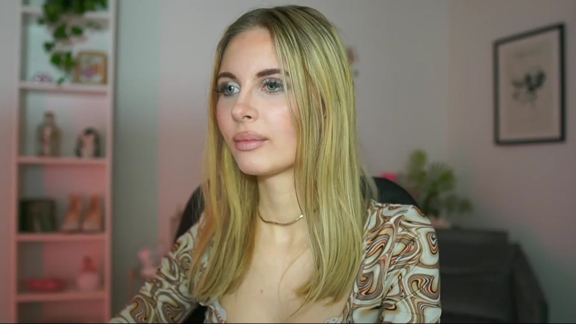 Gallery image thumbnail from Catecrago_'s myfreecams stream on, 02/21/2025, 10:28 image 3 of 20