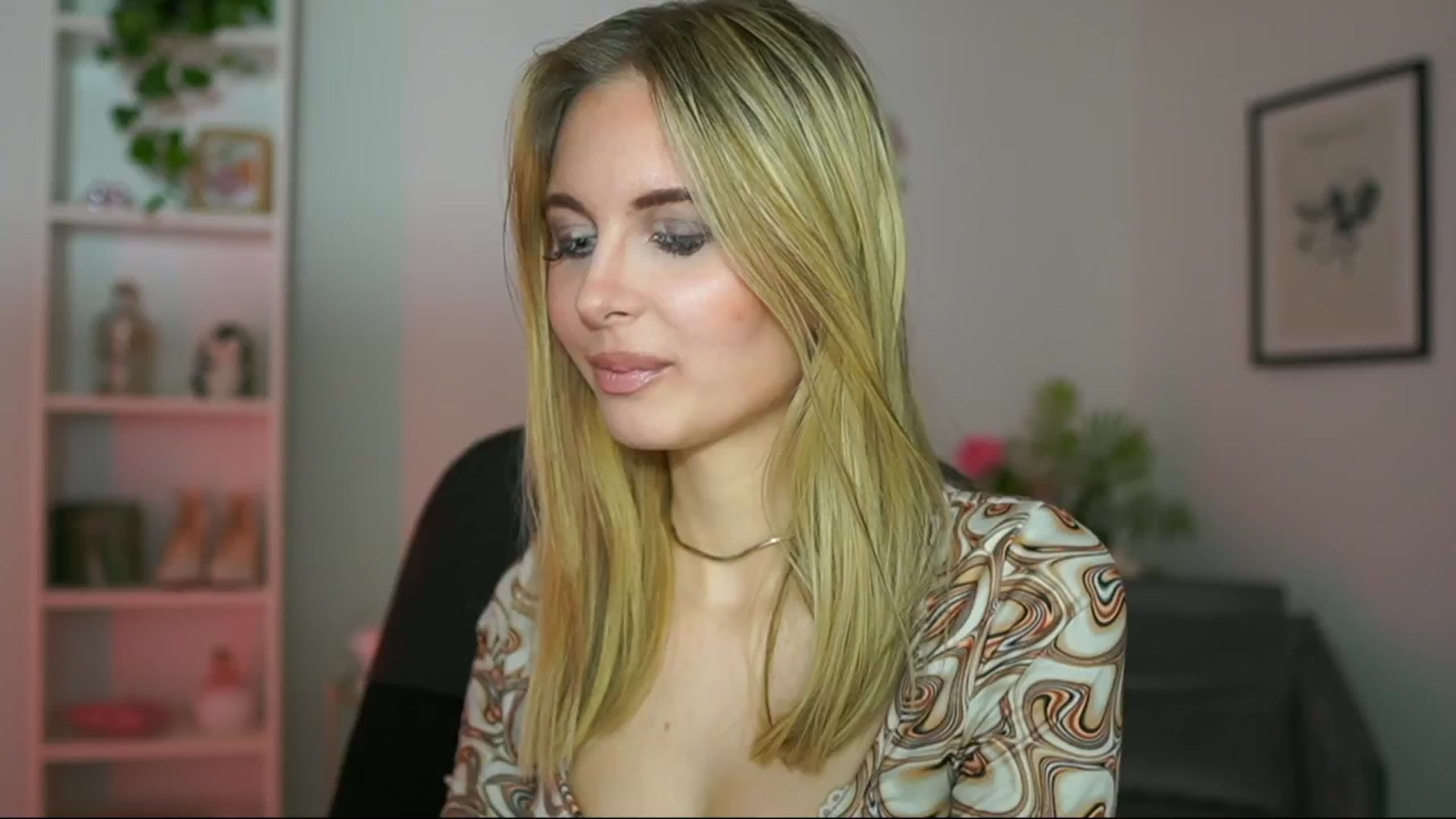 Gallery image thumbnail from Catecrago_'s myfreecams stream on, 02/21/2025, 12:16 image 2 of 20