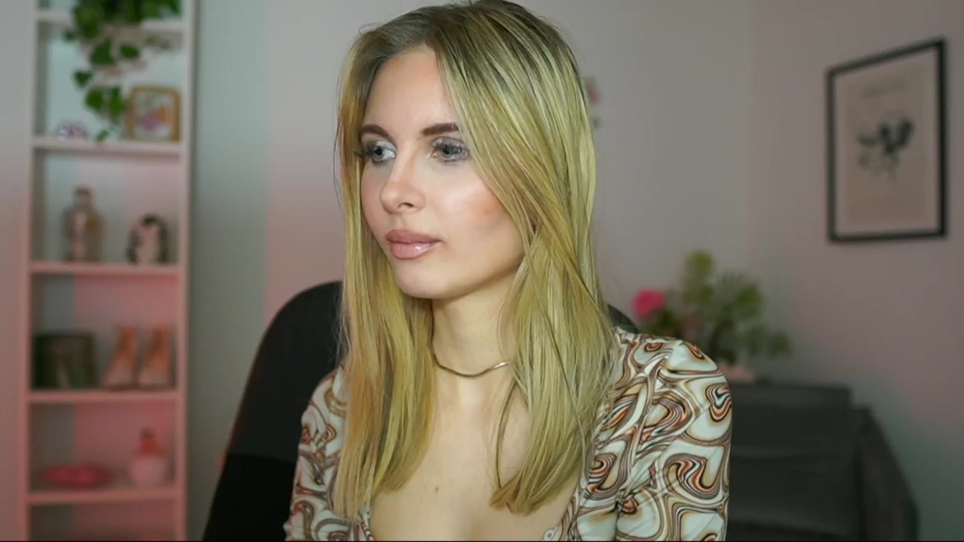 Gallery image thumbnail from Catecrago_'s myfreecams stream on, 02/21/2025, 12:16 image 3 of 20