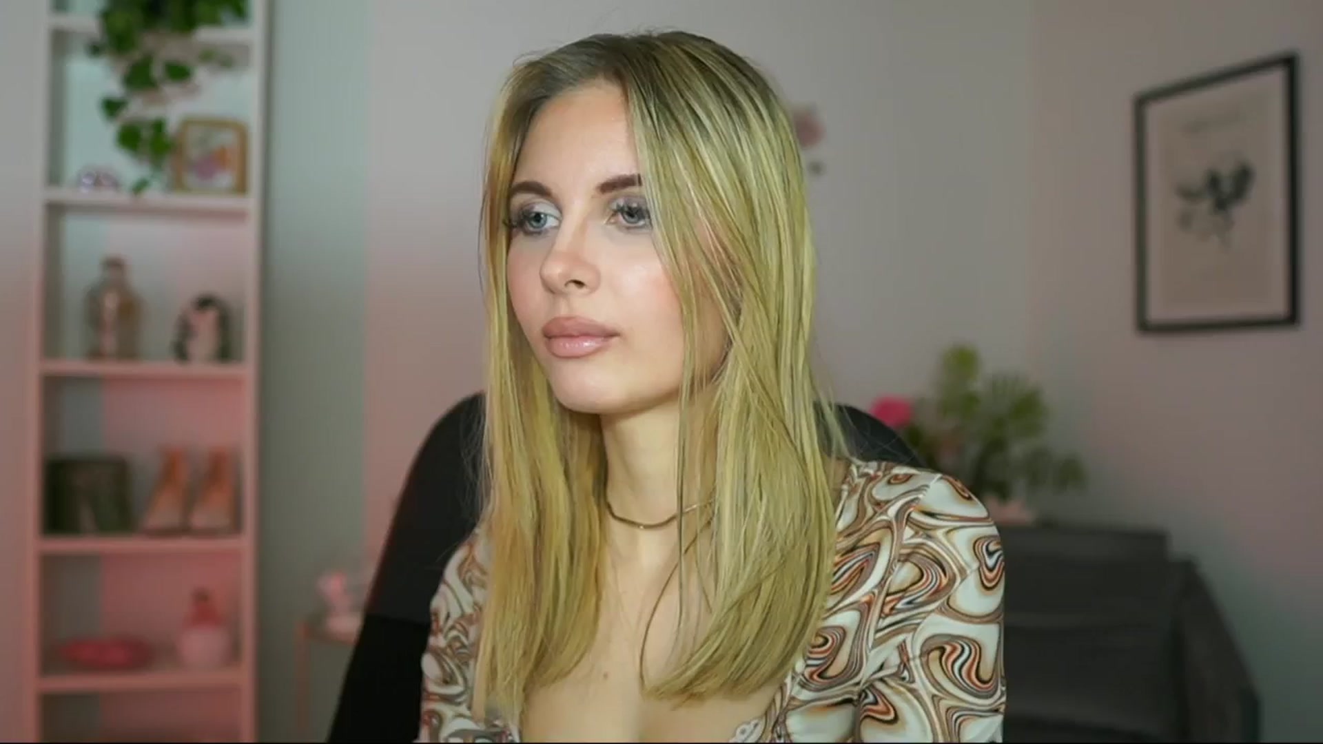 Gallery image thumbnail from Catecrago_'s myfreecams stream on, 02/21/2025, 12:16 image 8 of 20