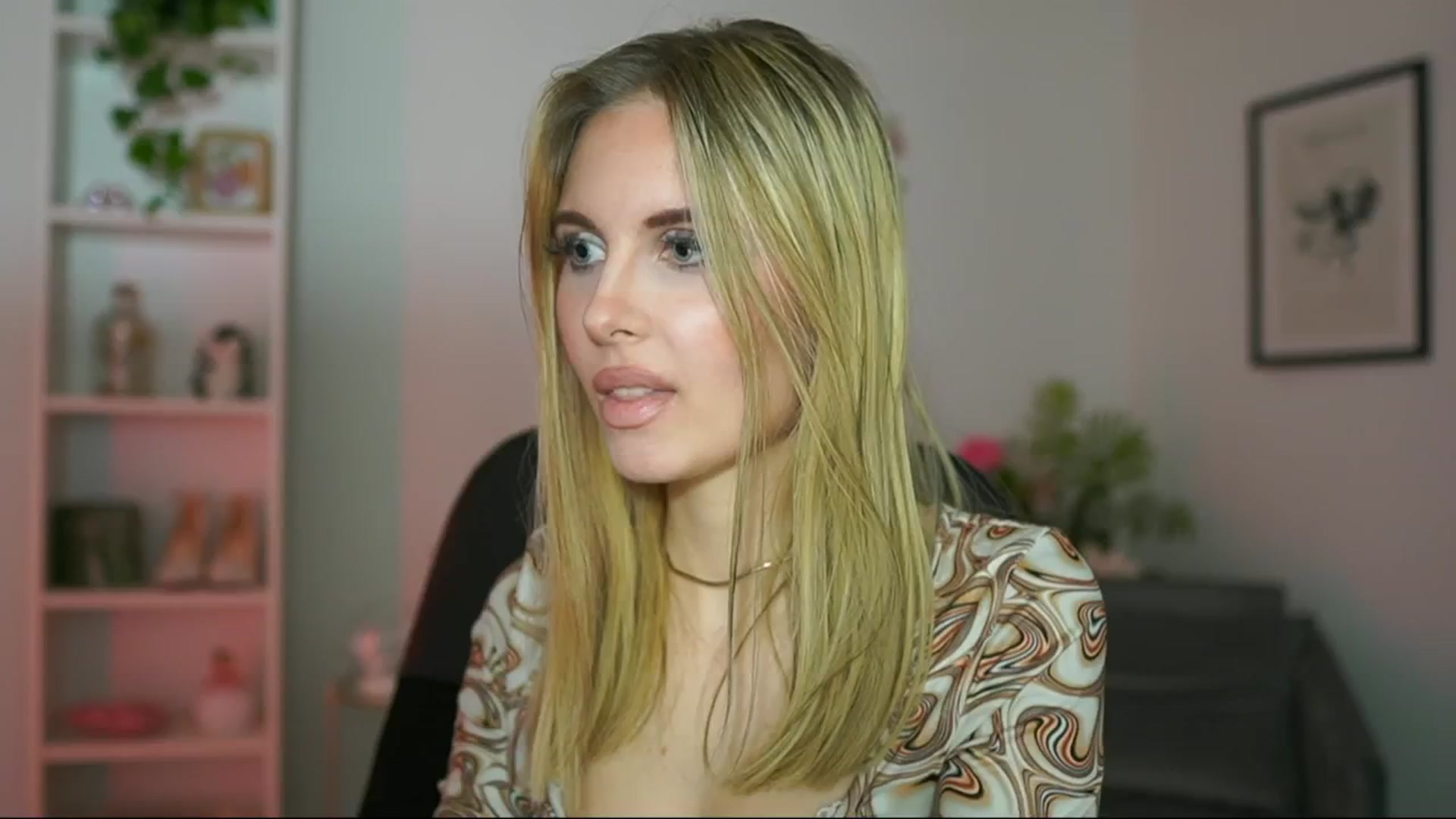 Gallery image thumbnail from Catecrago_'s myfreecams stream on, 02/21/2025, 12:16 image 11 of 20