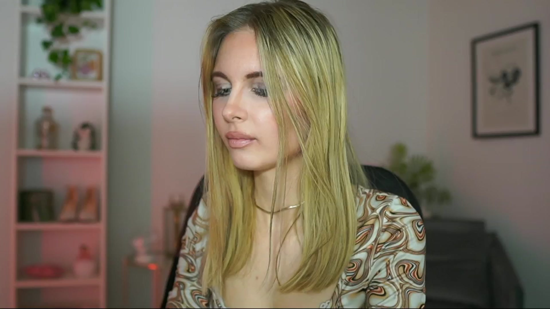 Gallery image thumbnail from Catecrago_'s myfreecams stream on, 02/21/2025, 12:16 image 12 of 20
