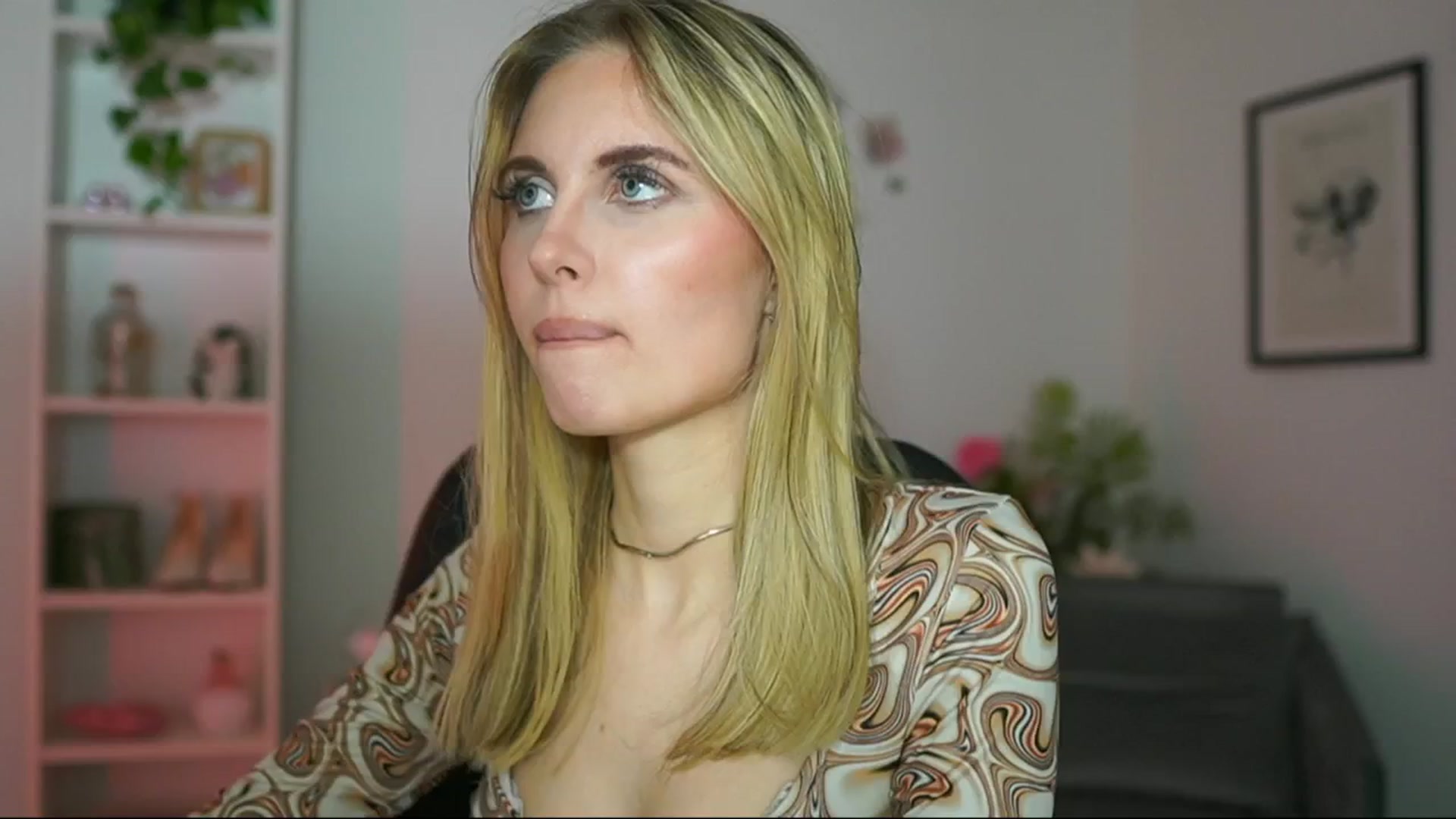 Gallery image thumbnail from Catecrago_'s myfreecams stream on, 02/21/2025, 13:47 image 12 of 20