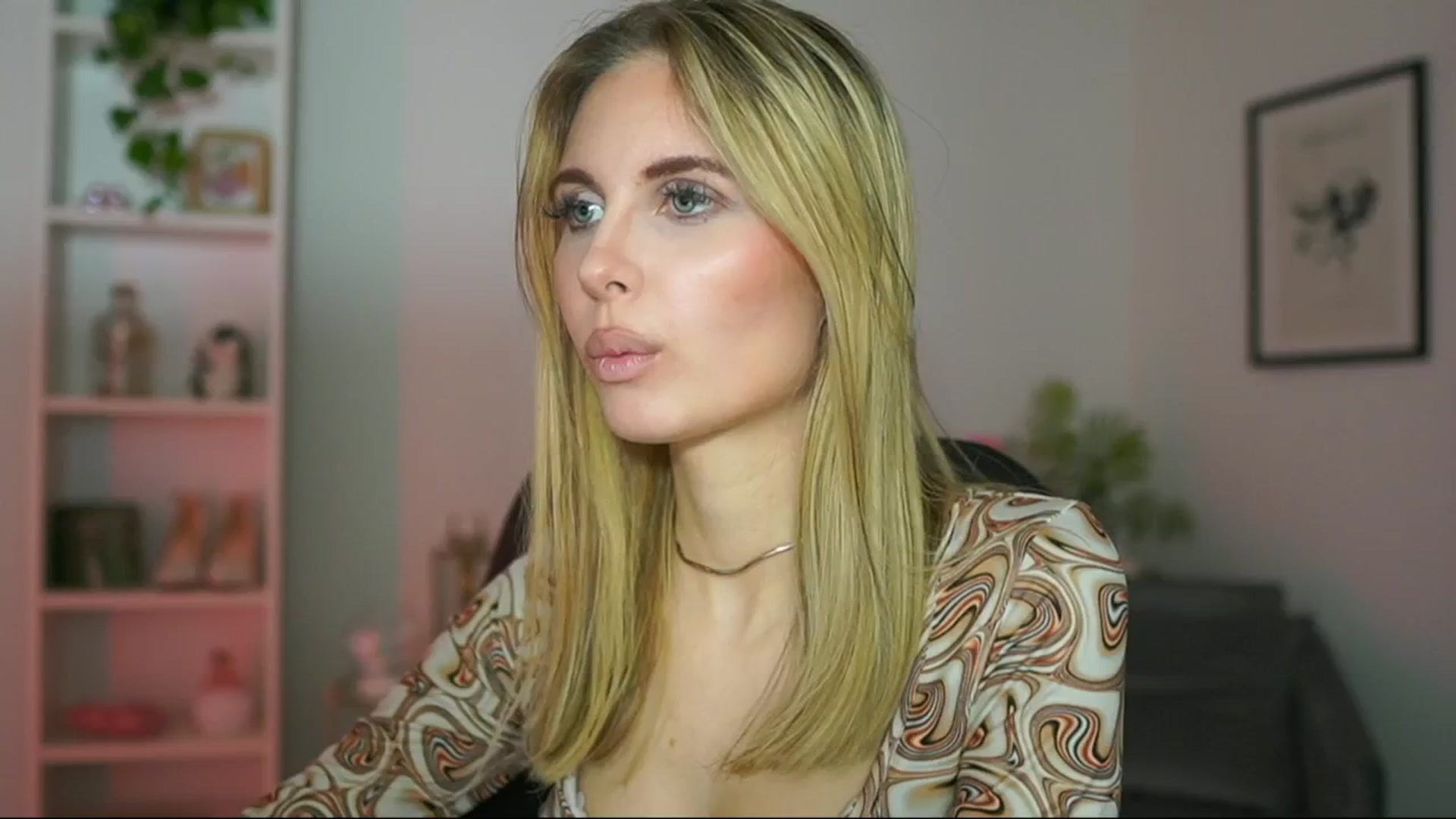 Gallery image thumbnail from Catecrago_'s myfreecams stream on, 02/21/2025, 13:47 image 18 of 20