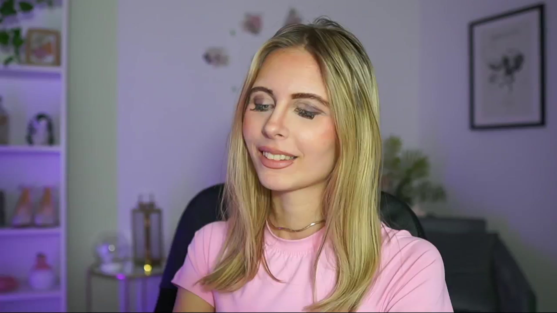 Gallery image thumbnail from Catecrago_'s myfreecams stream on, 02/24/2025, 14:27 image 17 of 20