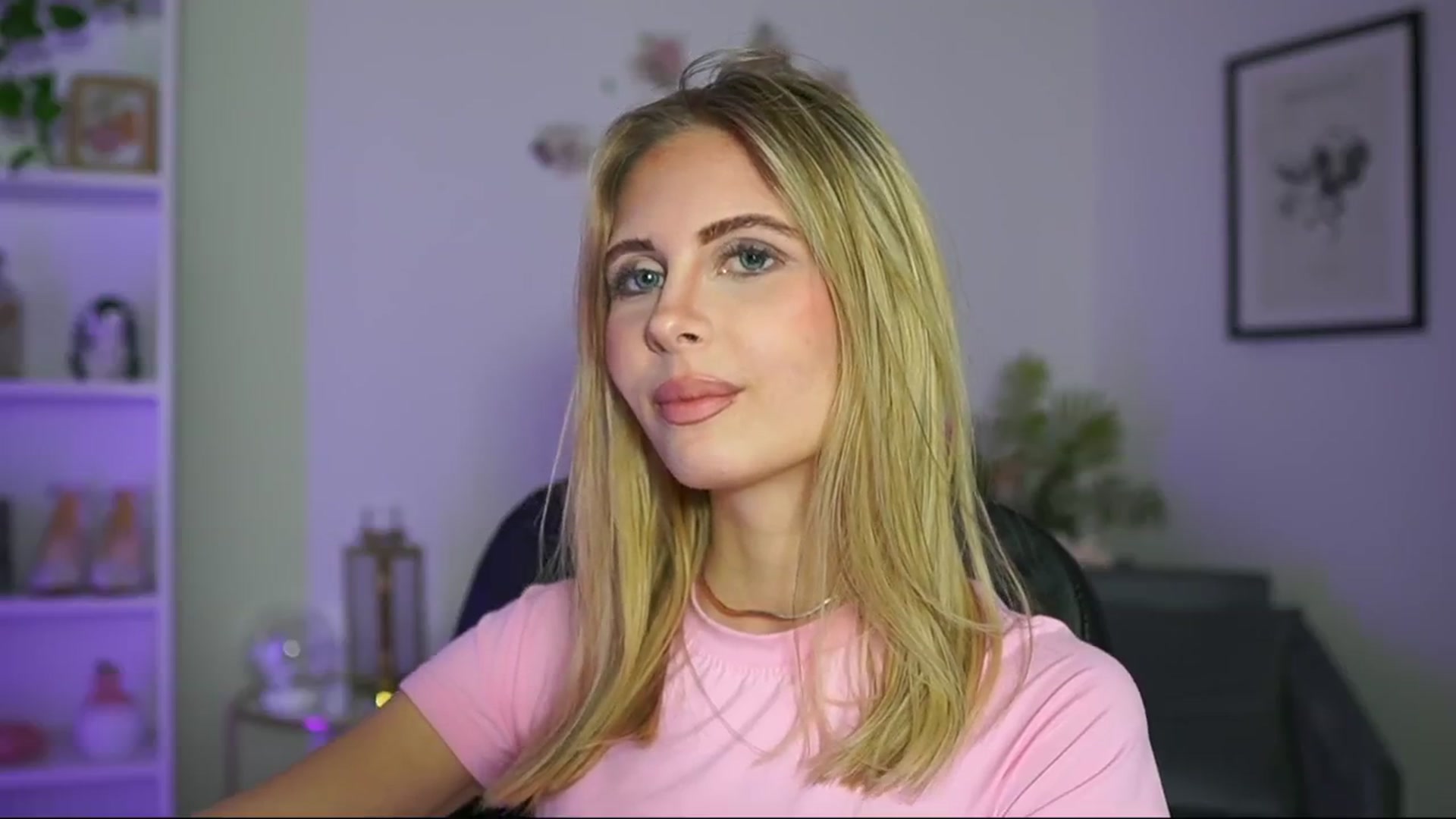 Gallery image thumbnail from Catecrago_'s myfreecams stream on, 02/24/2025, 14:53 image 4 of 20