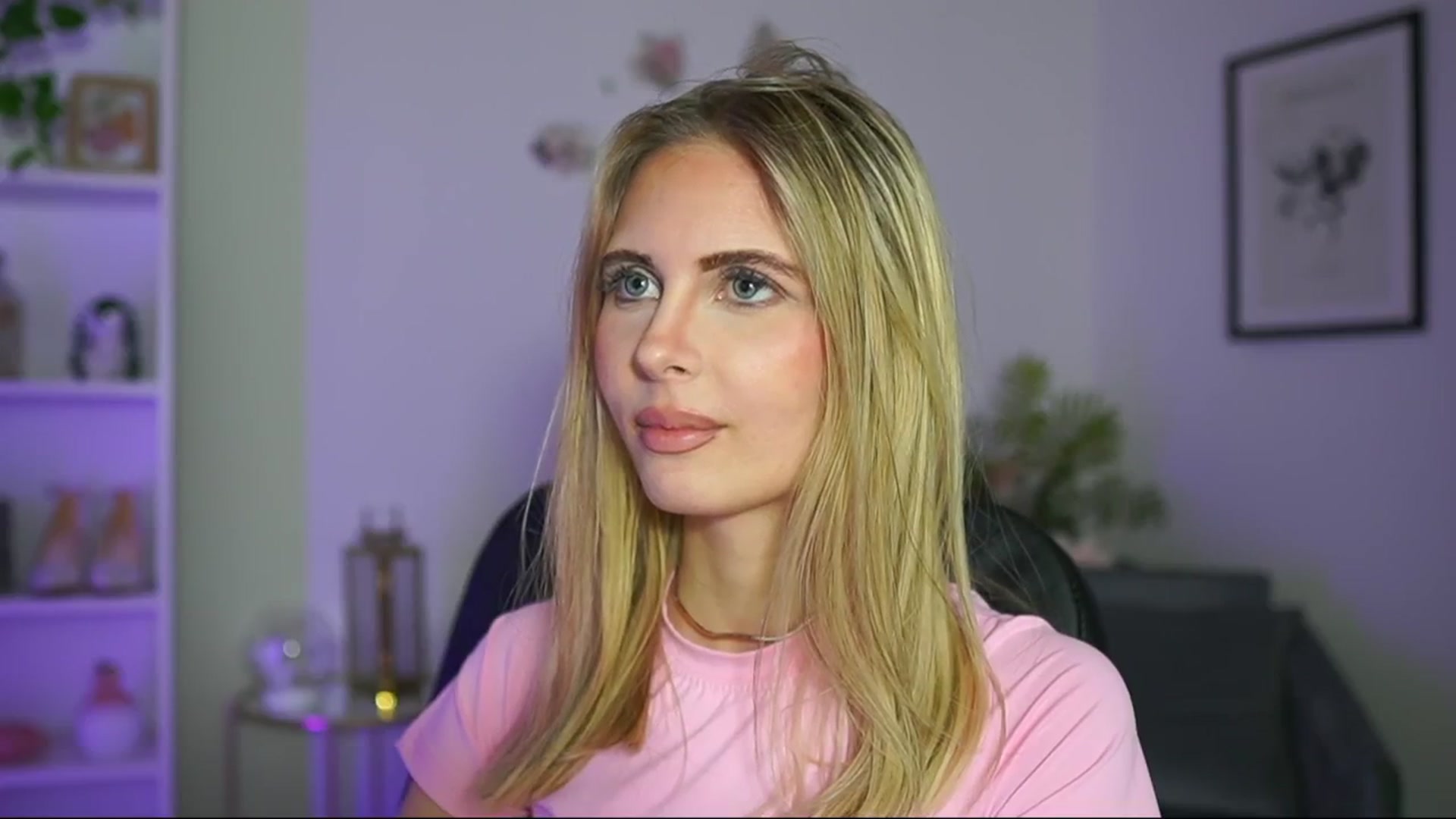 Gallery image thumbnail from Catecrago_'s myfreecams stream on, 02/24/2025, 14:53 image 10 of 20