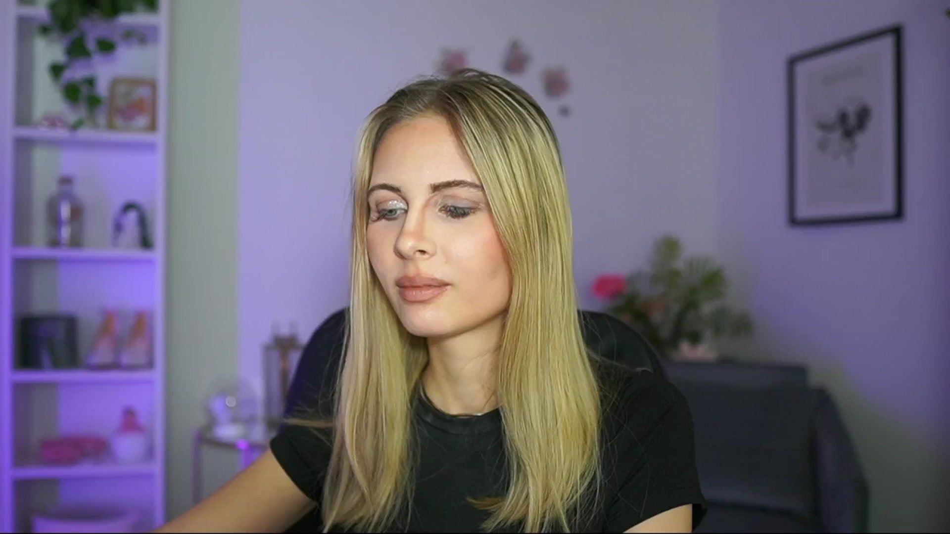 Gallery image thumbnail from Catecrago_'s myfreecams stream on, 02/25/2025, 17:57 image 15 of 20