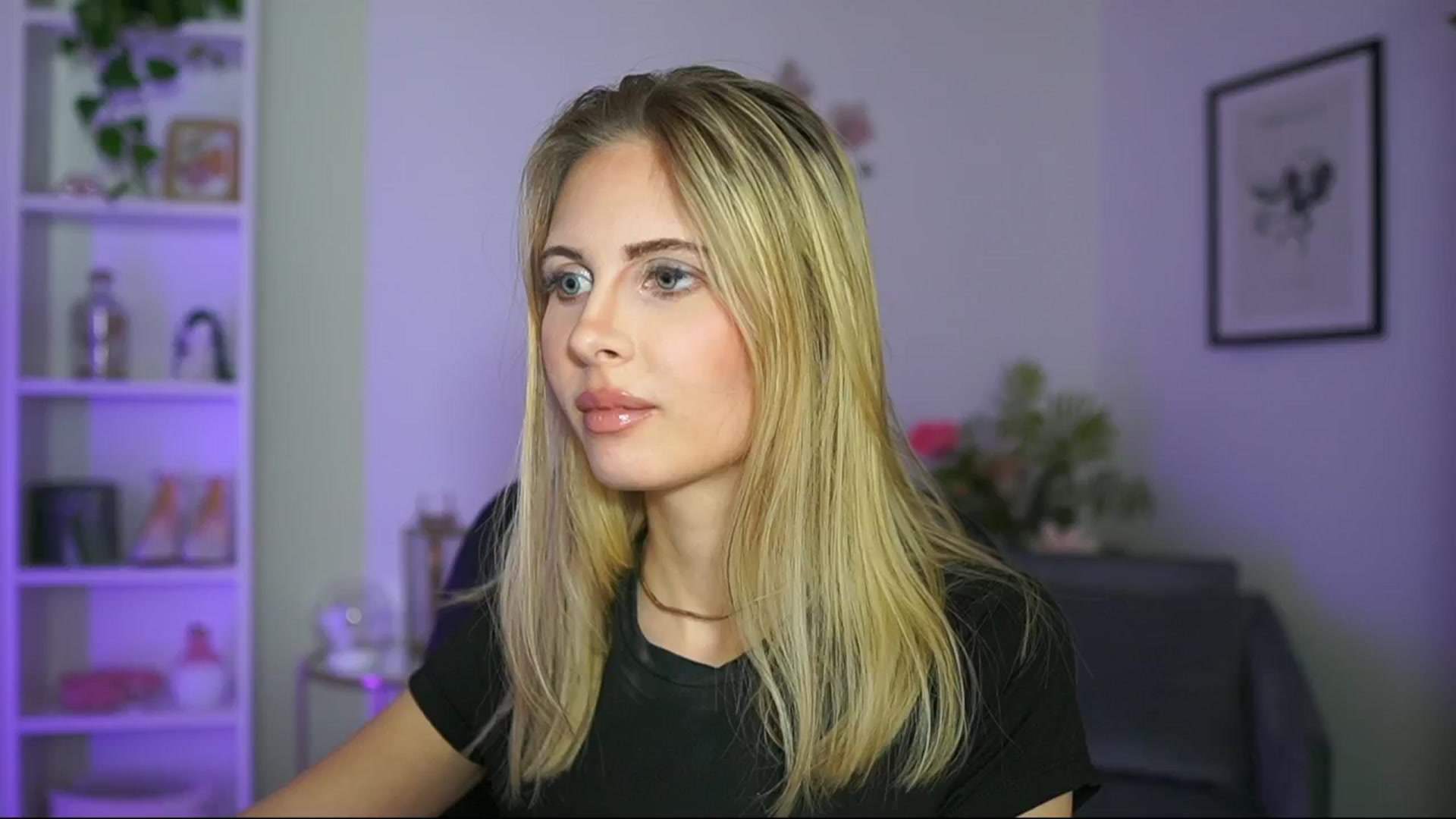 Gallery image thumbnail from Catecrago_'s myfreecams stream on, 02/25/2025, 18:28 image 7 of 20