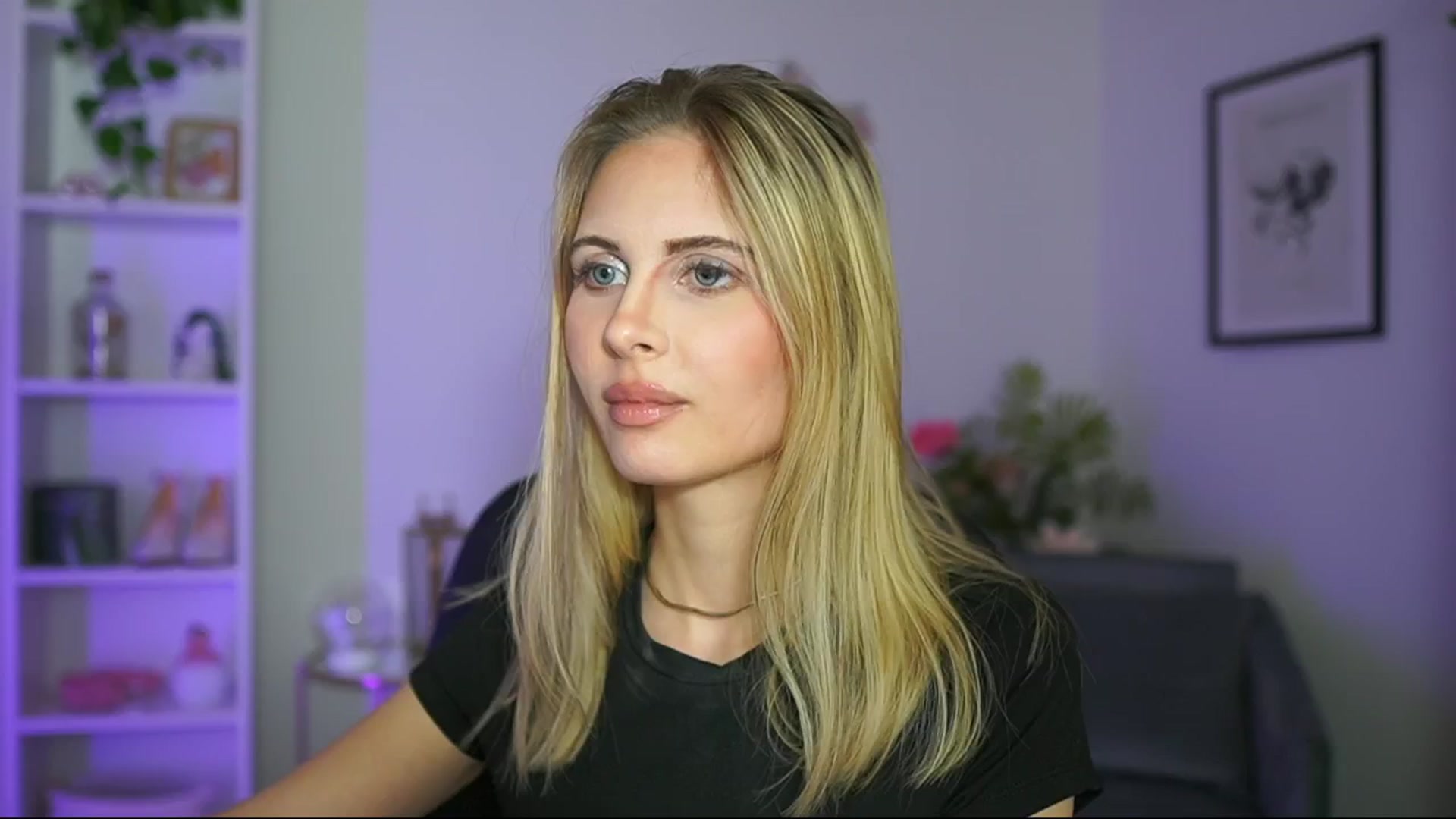 Gallery image thumbnail from Catecrago_'s myfreecams stream on, 02/25/2025, 18:28 image 6 of 20