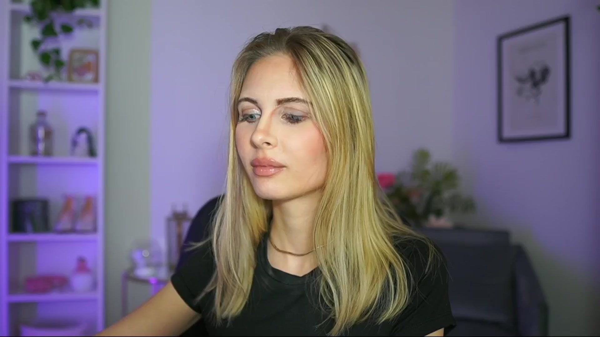 Gallery image thumbnail from Catecrago_'s myfreecams stream on, 02/25/2025, 18:28 image 4 of 20