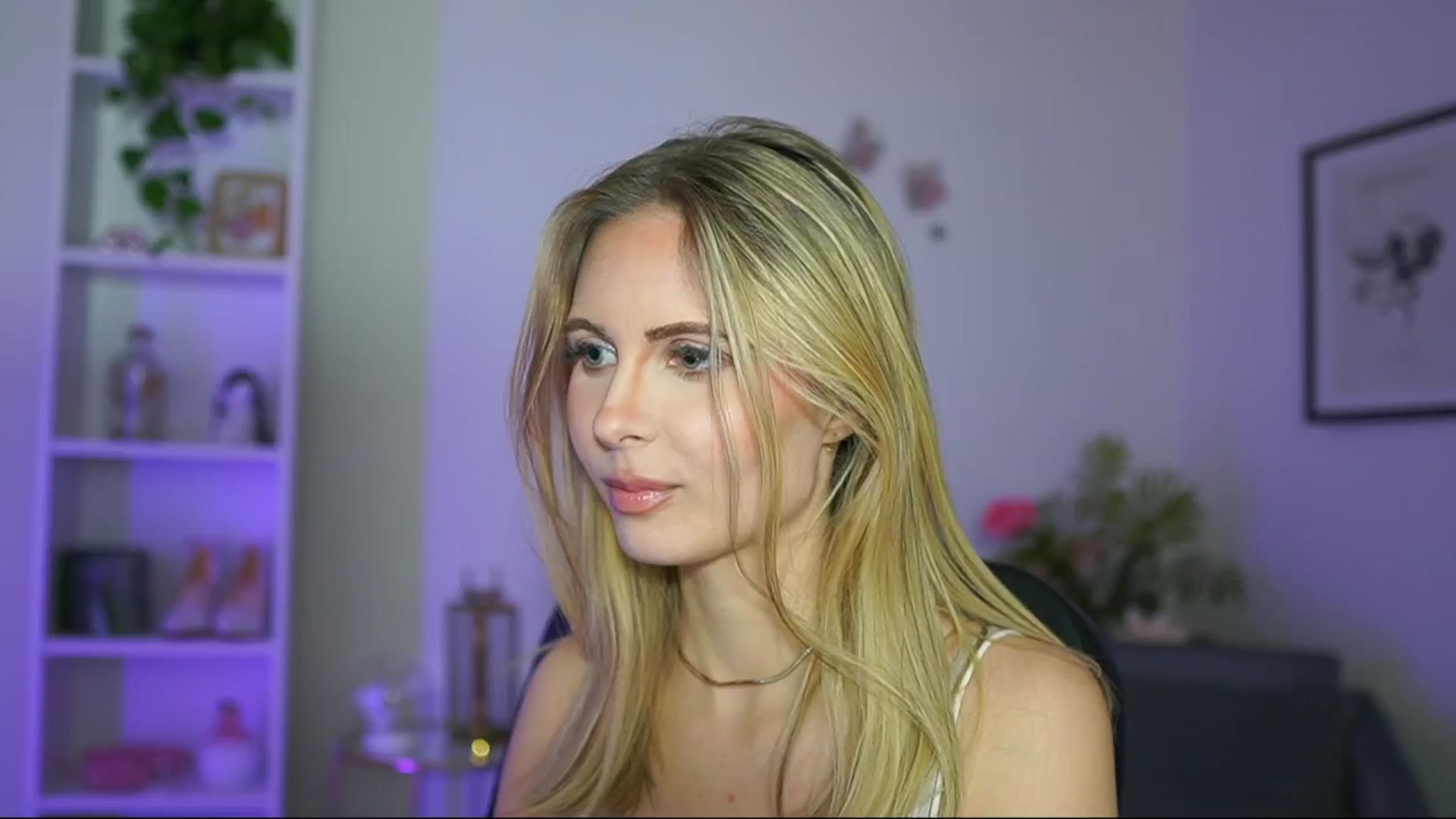 Gallery image thumbnail from Catecrago_'s myfreecams stream on, 02/26/2025, 14:02 image 3 of 20
