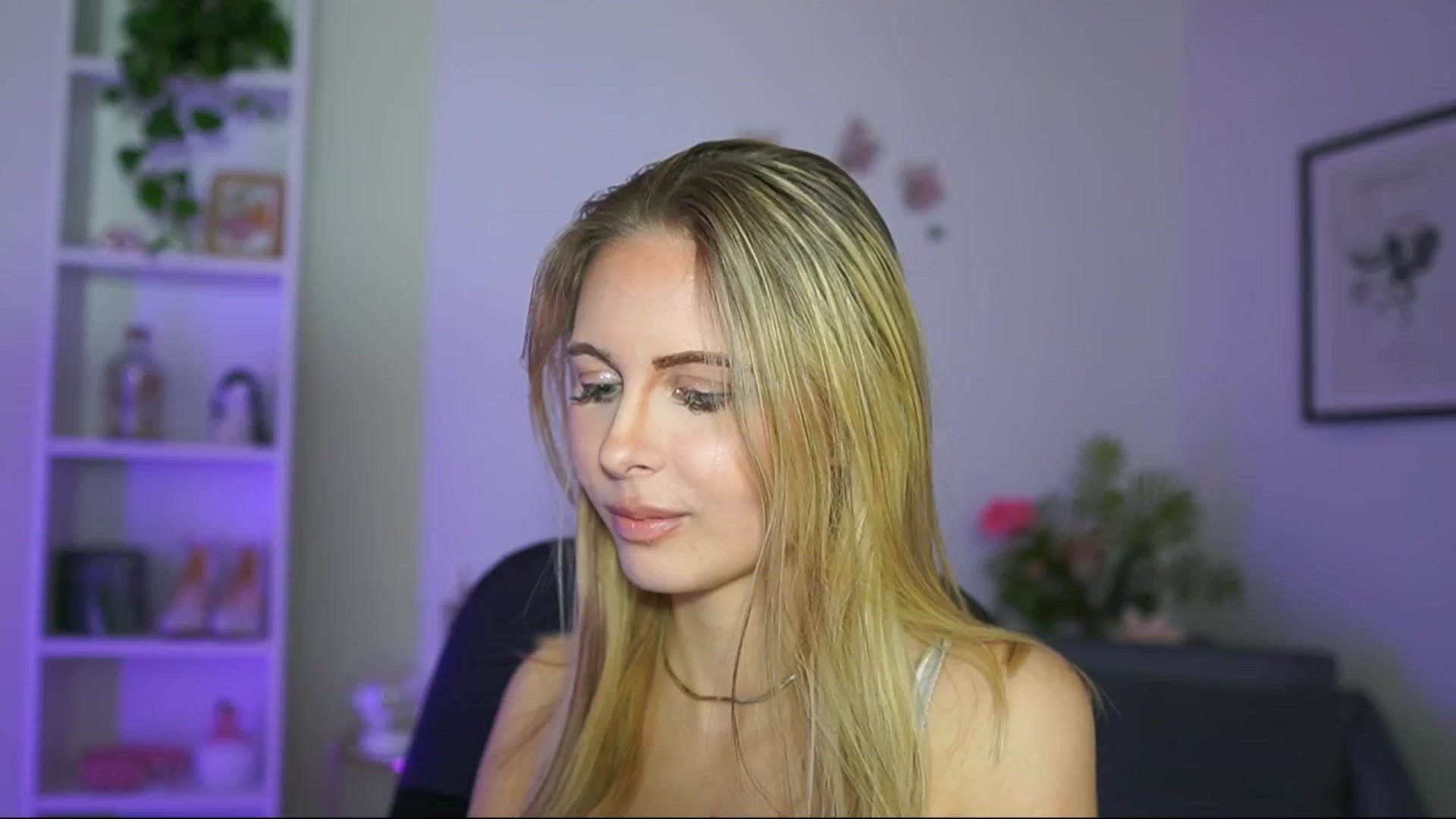 Gallery image thumbnail from Catecrago_'s myfreecams stream on, 02/26/2025, 15:38 image 6 of 20