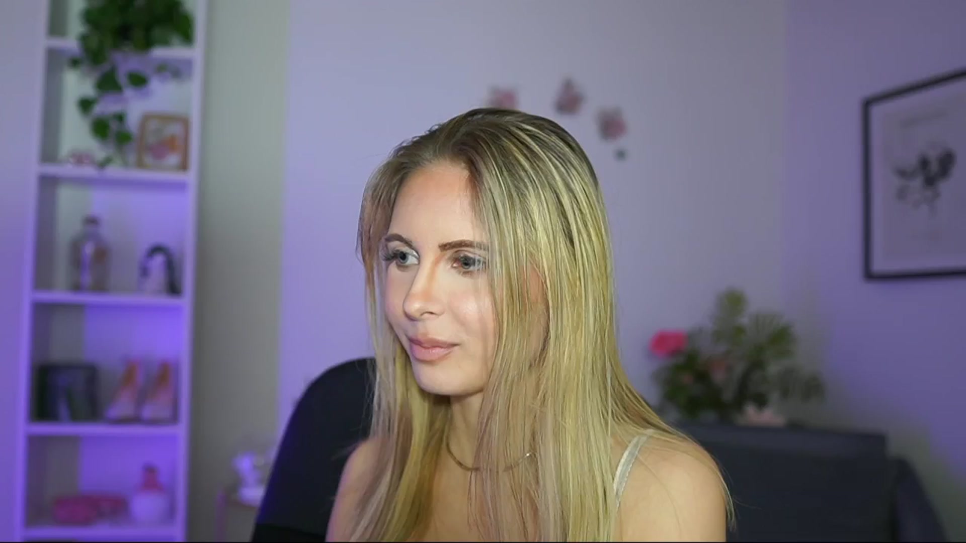 Gallery image thumbnail from Catecrago_'s myfreecams stream on, 02/26/2025, 15:38 image 17 of 20